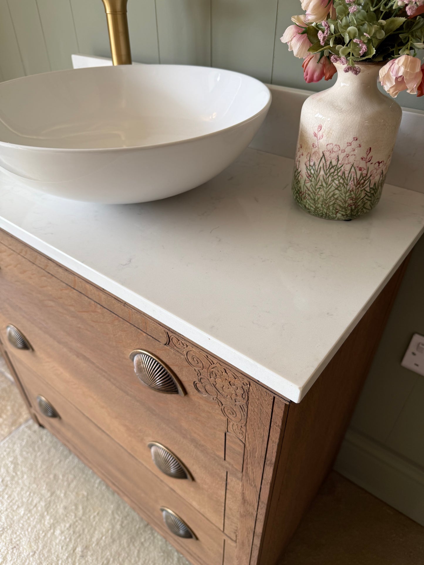Small Vintage Solid Oak Vanity Sink, Quartz Top, Upstand and basin (79cm wide)