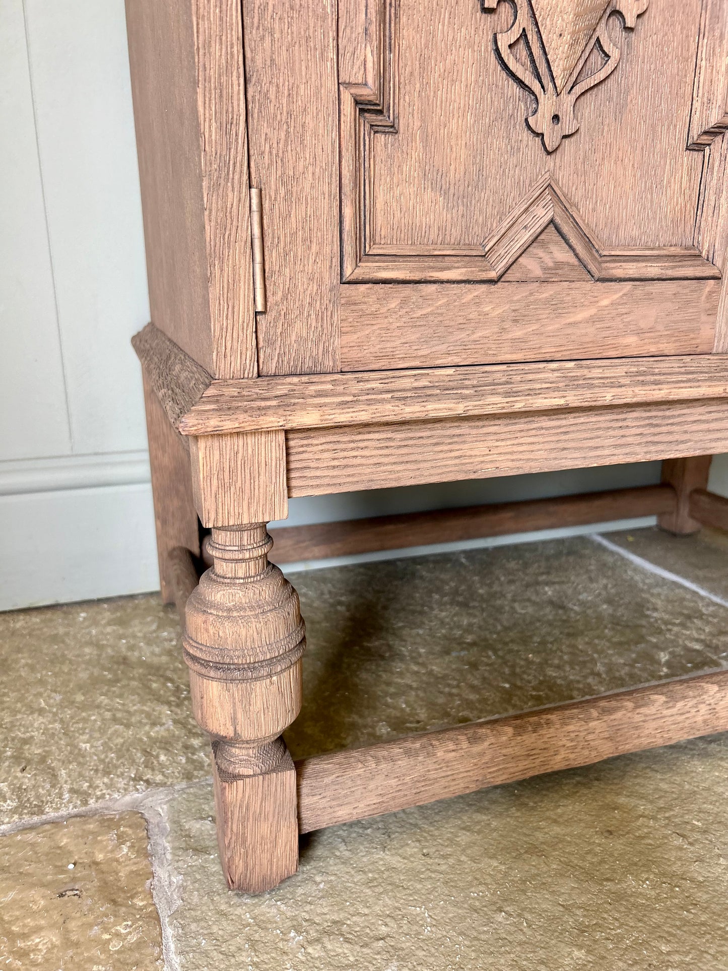 Vintage Solid Oak Vanity Sink finished in a Mid Oak, quartz top, Upstand and basin (75cm wide)