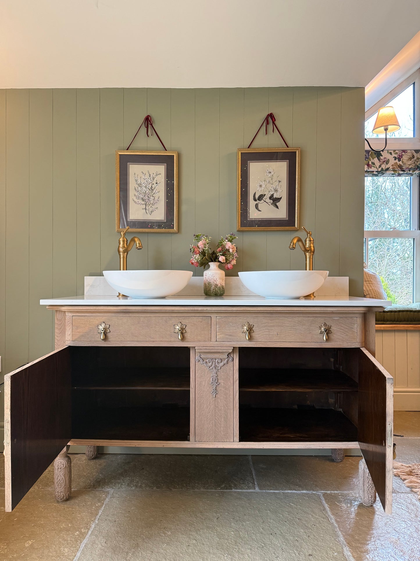 Solid Oak Vintage Double Vanity Sink Unit, Carrara Quartz Top, Upstand and basins (139cm)