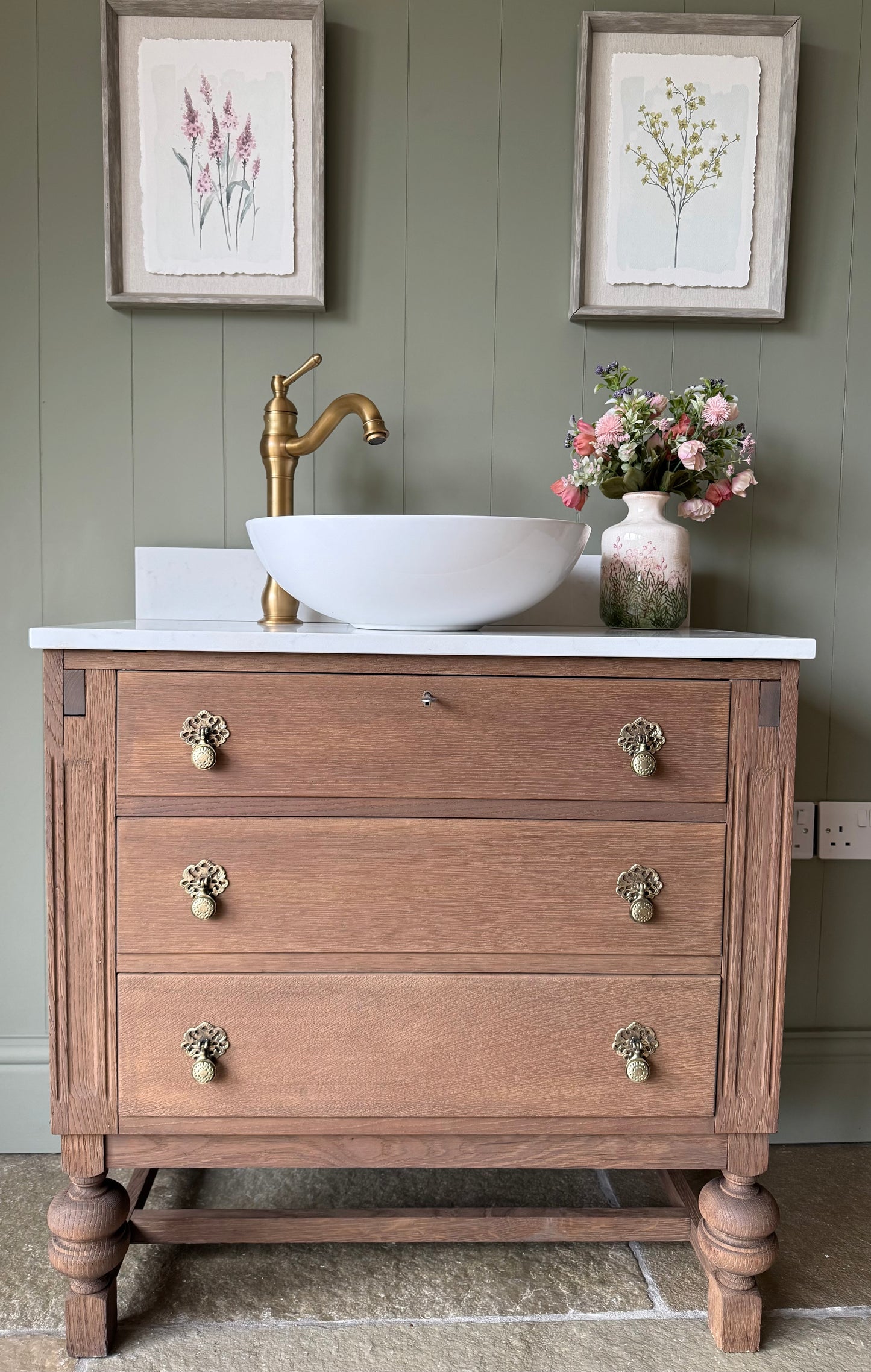 Vintage Oak Vanity Sink, Quartz top, Upstand and basin (77cm wide)