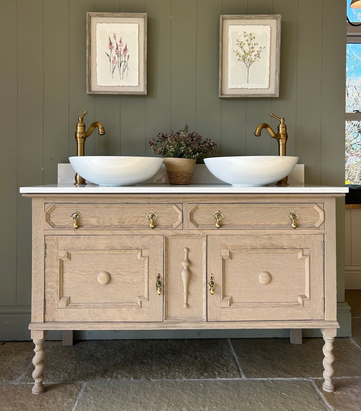 Double Vanity Sink, Solid Weathered Oak with basins, quartz top and Upstand. 123cm wide