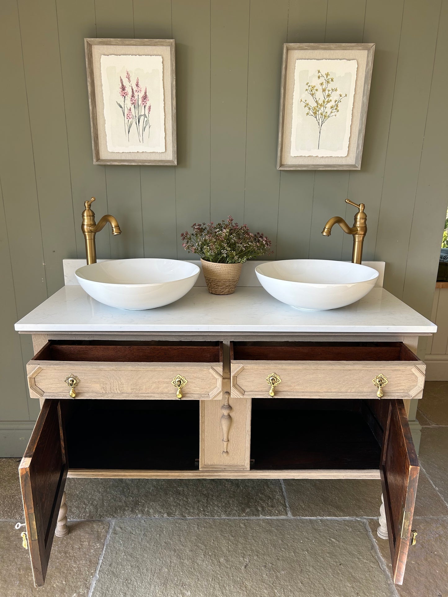 Double Vanity Sink, Solid Weathered Oak with basins, quartz top and Upstand. 123cm wide