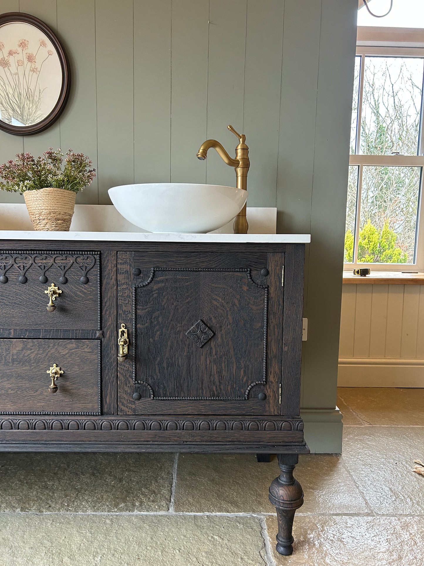 Double Vanity Sink. 154cm Wide. Quartz Top, Basins and Upstand.