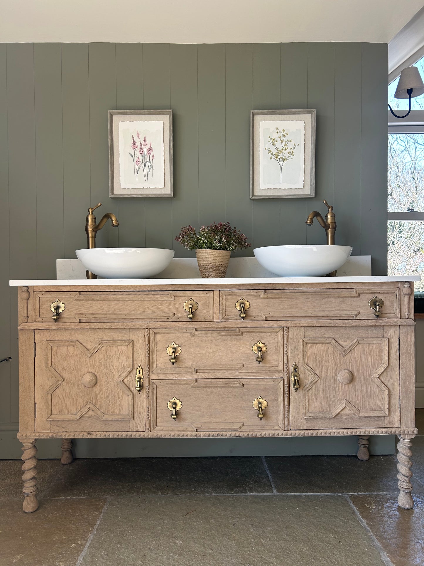 Vintage Oak Double vanity sink (147cm wide) quartz top, Upstand and basins