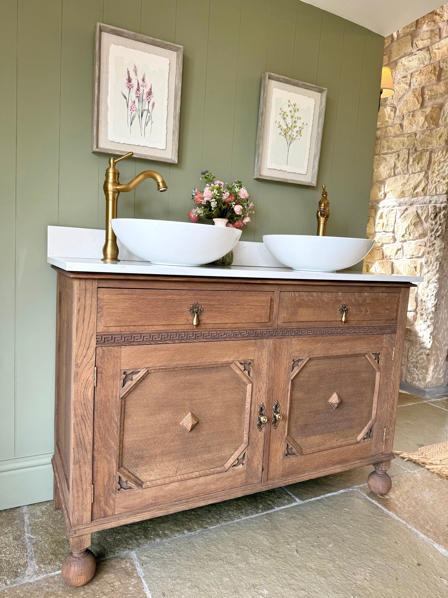 Vintage Oak Double Vanity Sink, Quartz top, Upstand and basins. (124cm wide)
