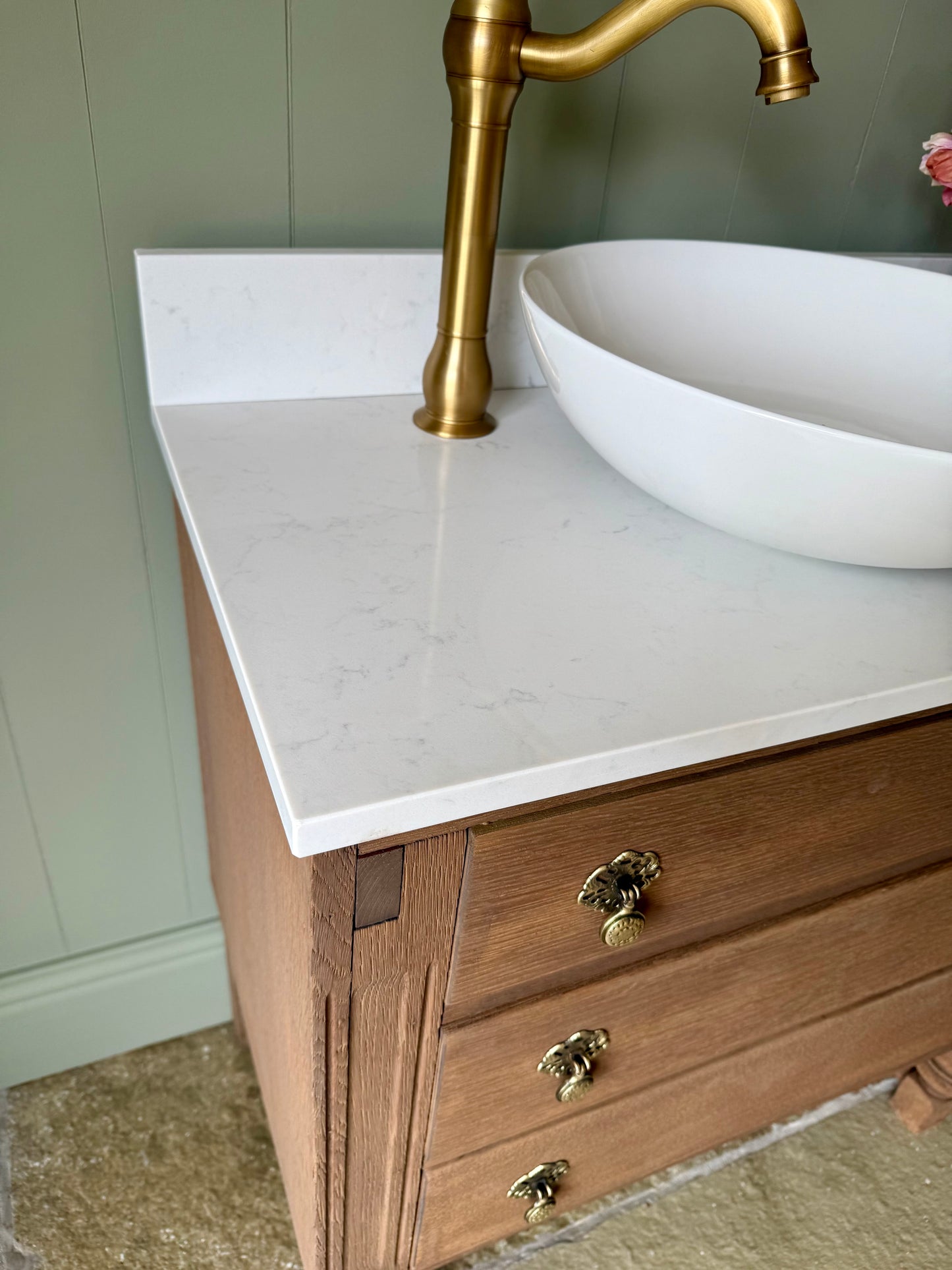 Vintage Oak Vanity Sink, Quartz top, Upstand and basin (77cm wide)