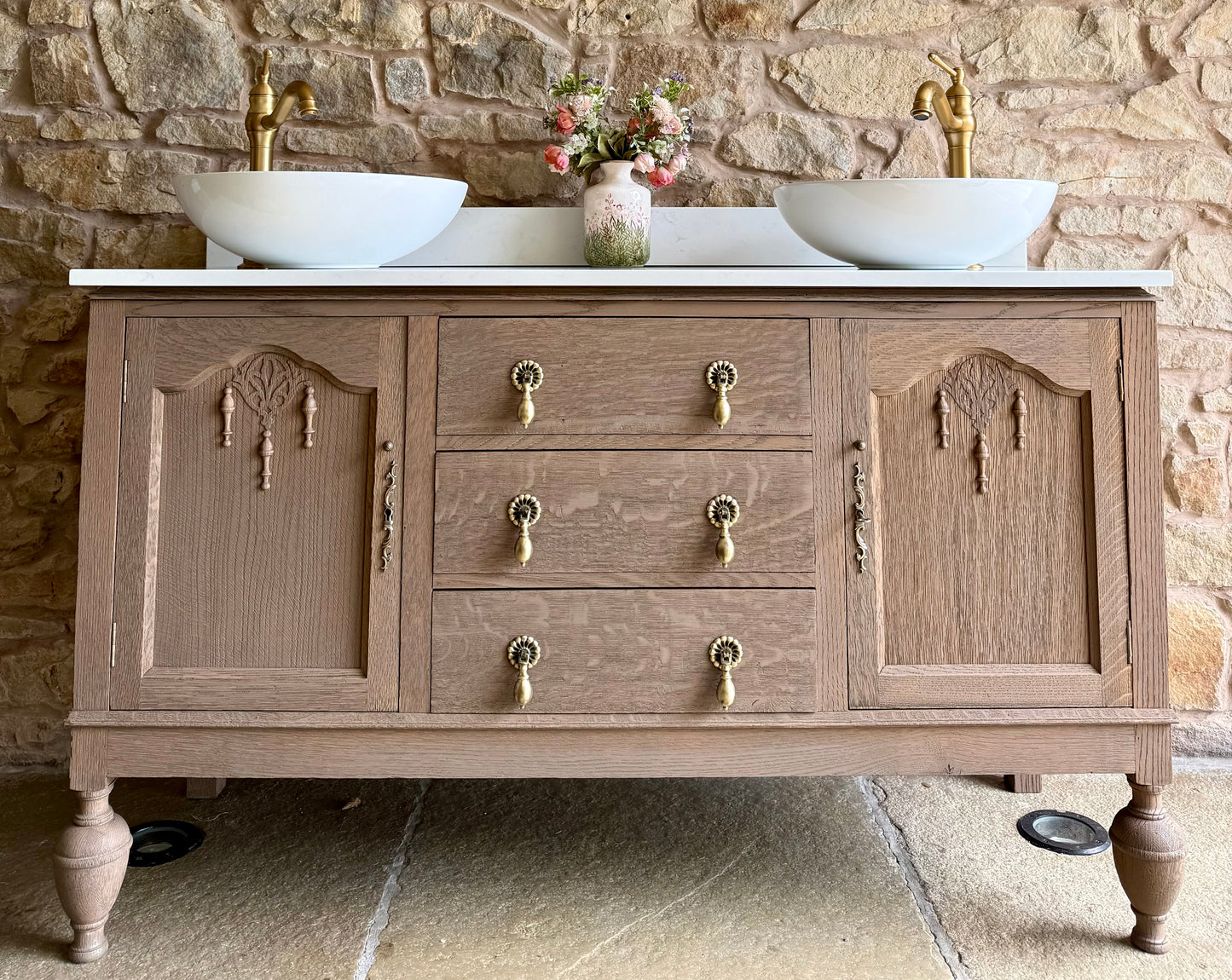 Warm Oak Heritage Double Vanity Sink Unit, Quartz Top, Upstand and Two Basins (139cm wide)