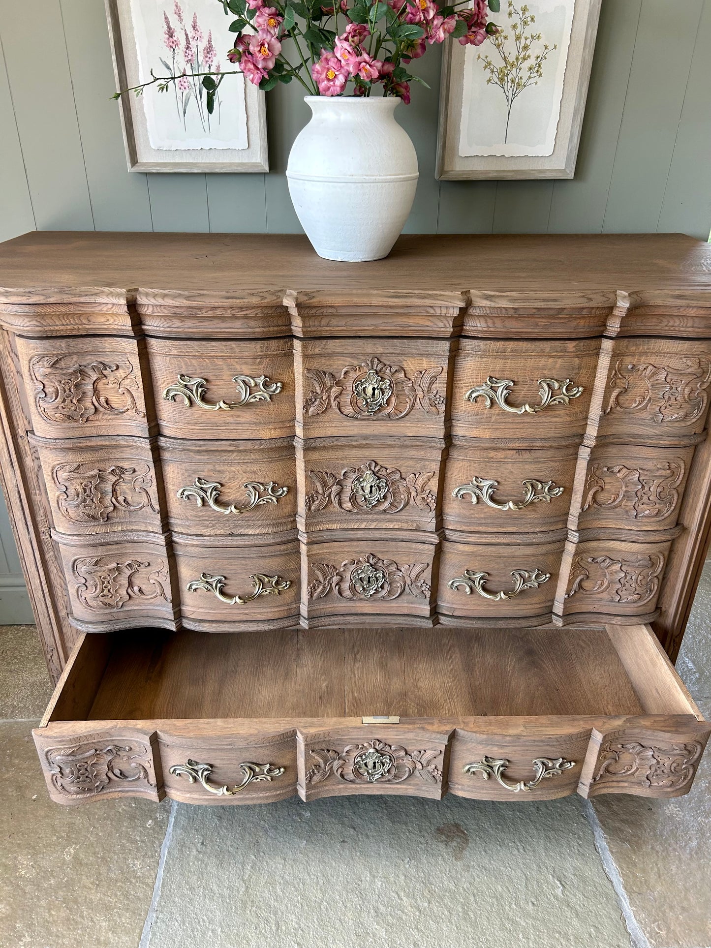 Large Antique French (c1890) Chest of Drawers, solid oak finished in a warm mid oak.