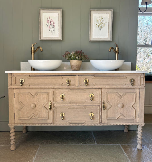 Vintage Oak Double vanity sink (147cm wide) quartz top, Upstand and basins