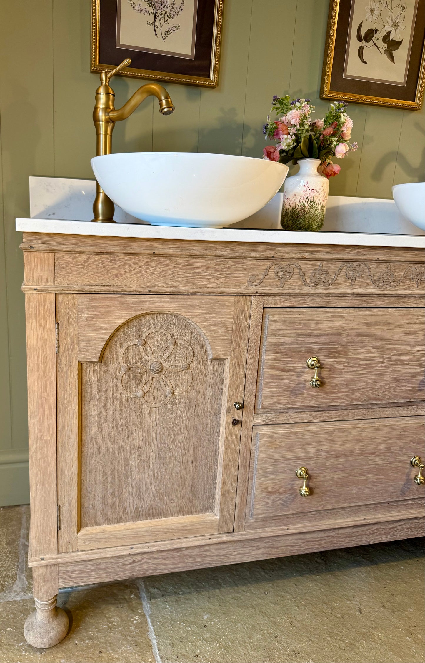 Vintage Oak Double Vanity Sink, Quartz top, Upstand and two basins (138cm wide)