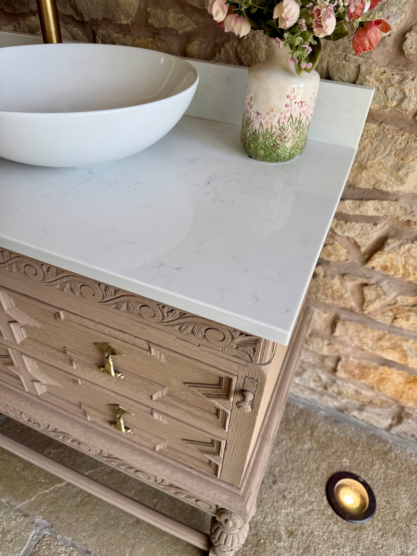 Beautiful Antique Solid Oak Vanity Sink Unit, Quartz Top, Upstand and Basin (90cm wide)