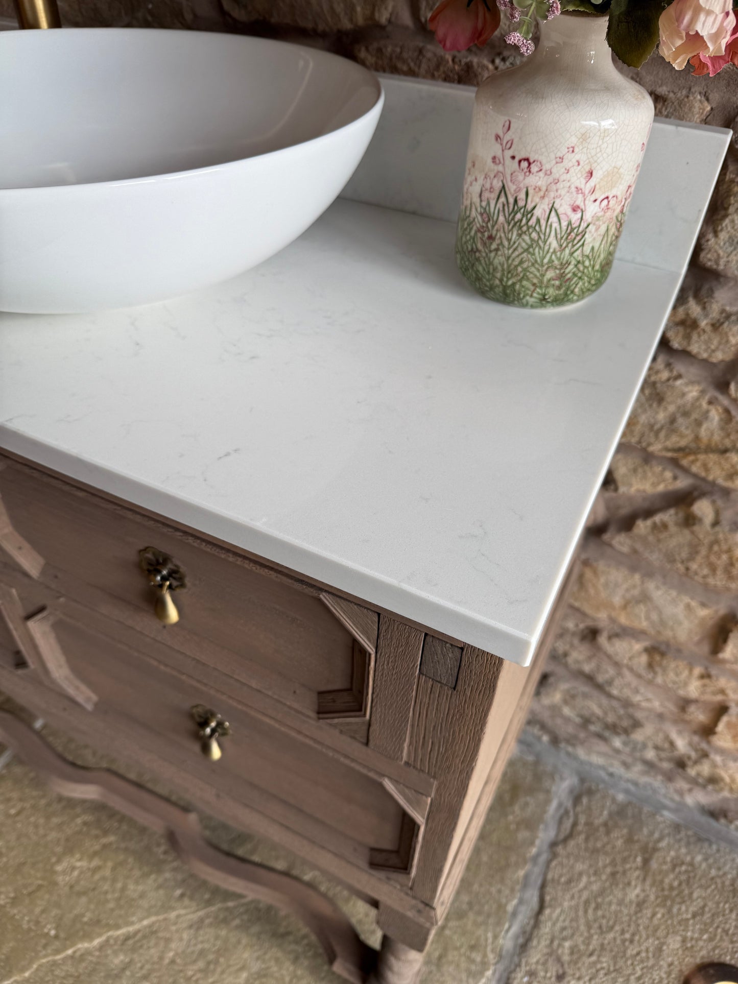 Light oak Vintage Vanity Sink, Quartz top, Upstand and basin (77cm wide)