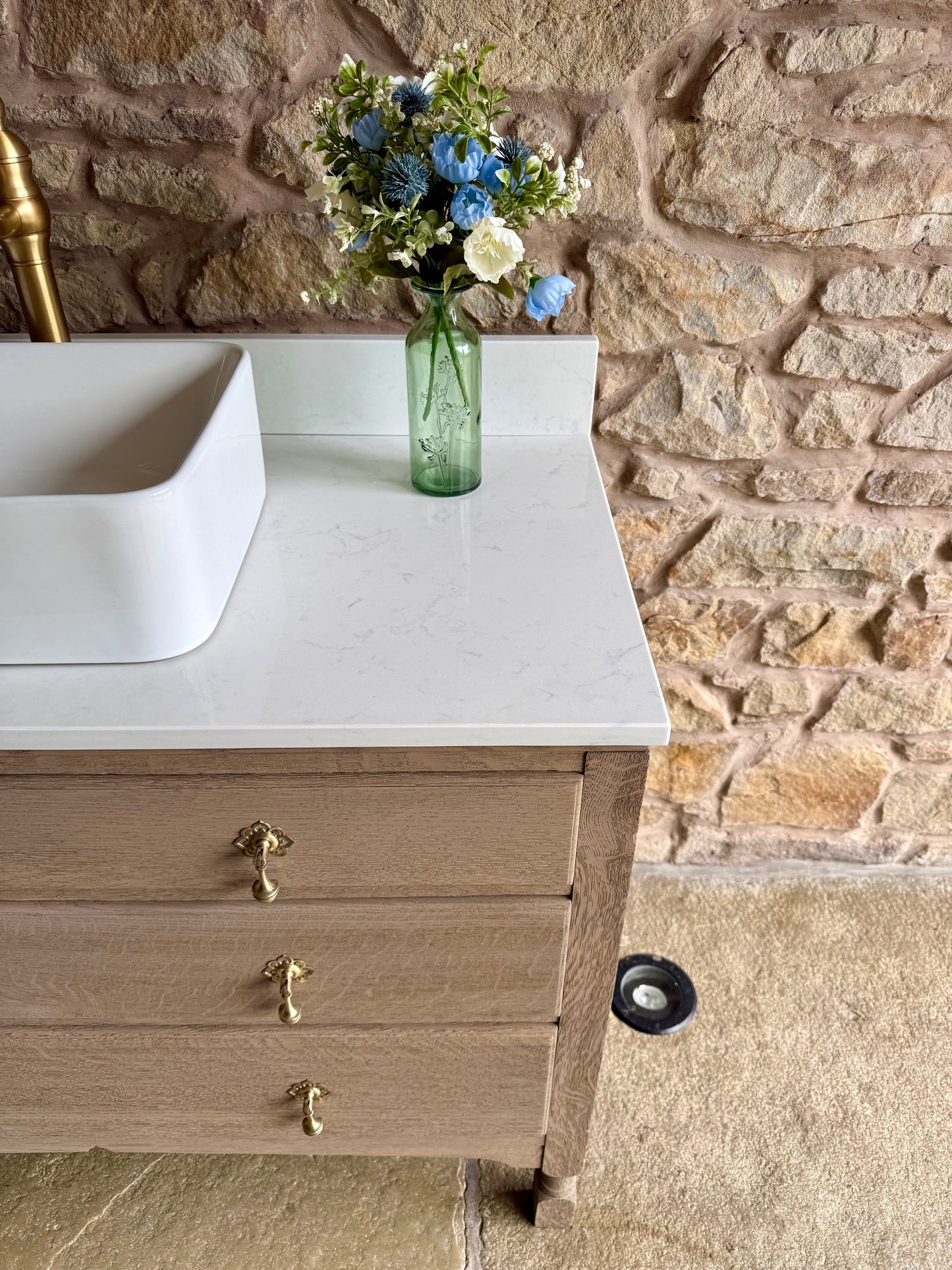 Rustic Oak Vanity Sink Unit, Quartz Top, Upstand and Basin. (105cm)