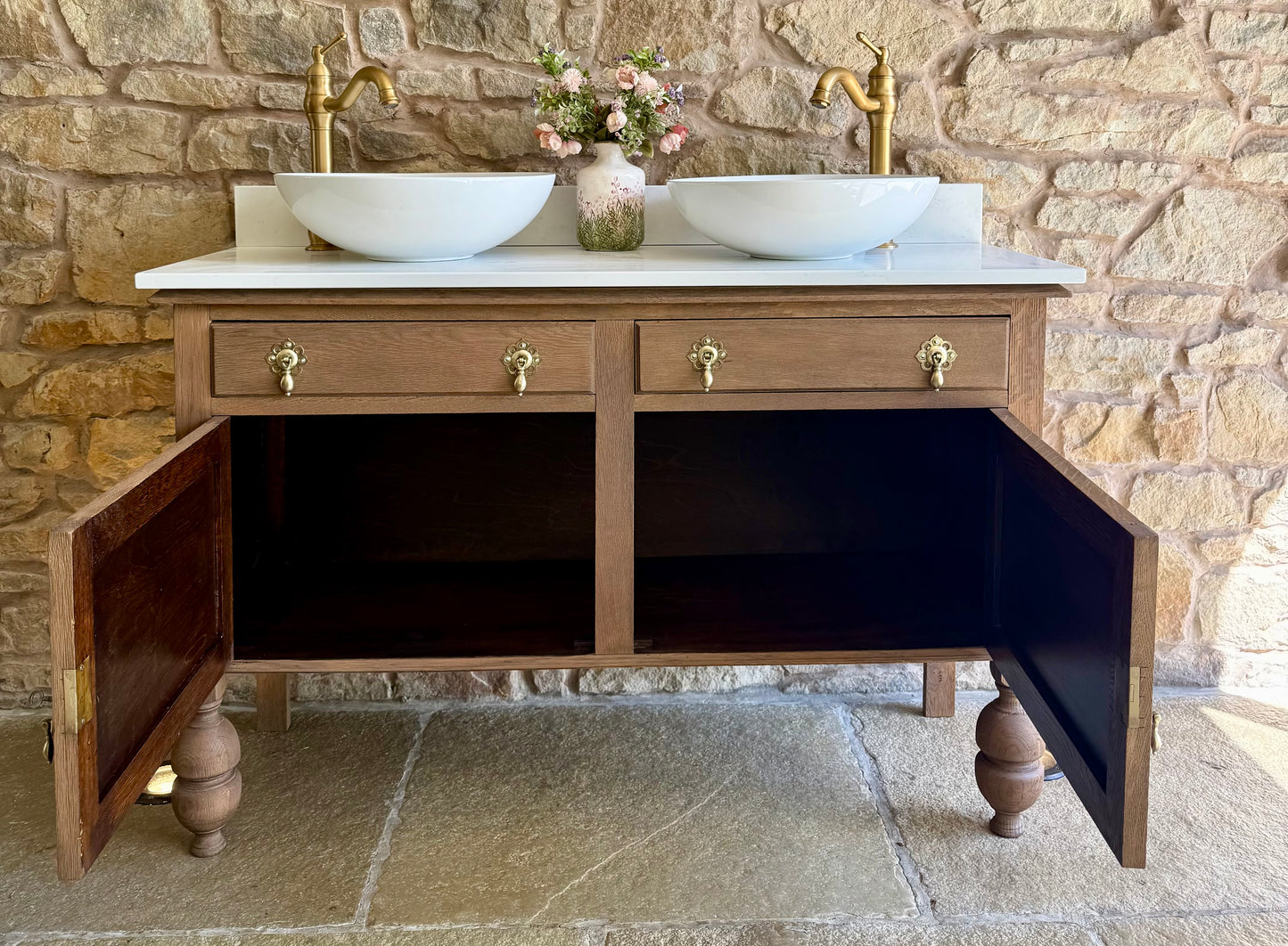 Pretty Vintage Double or Single vanity Sink Unit,  Quartz top, Upstand and Two Basins. (124cm wide)