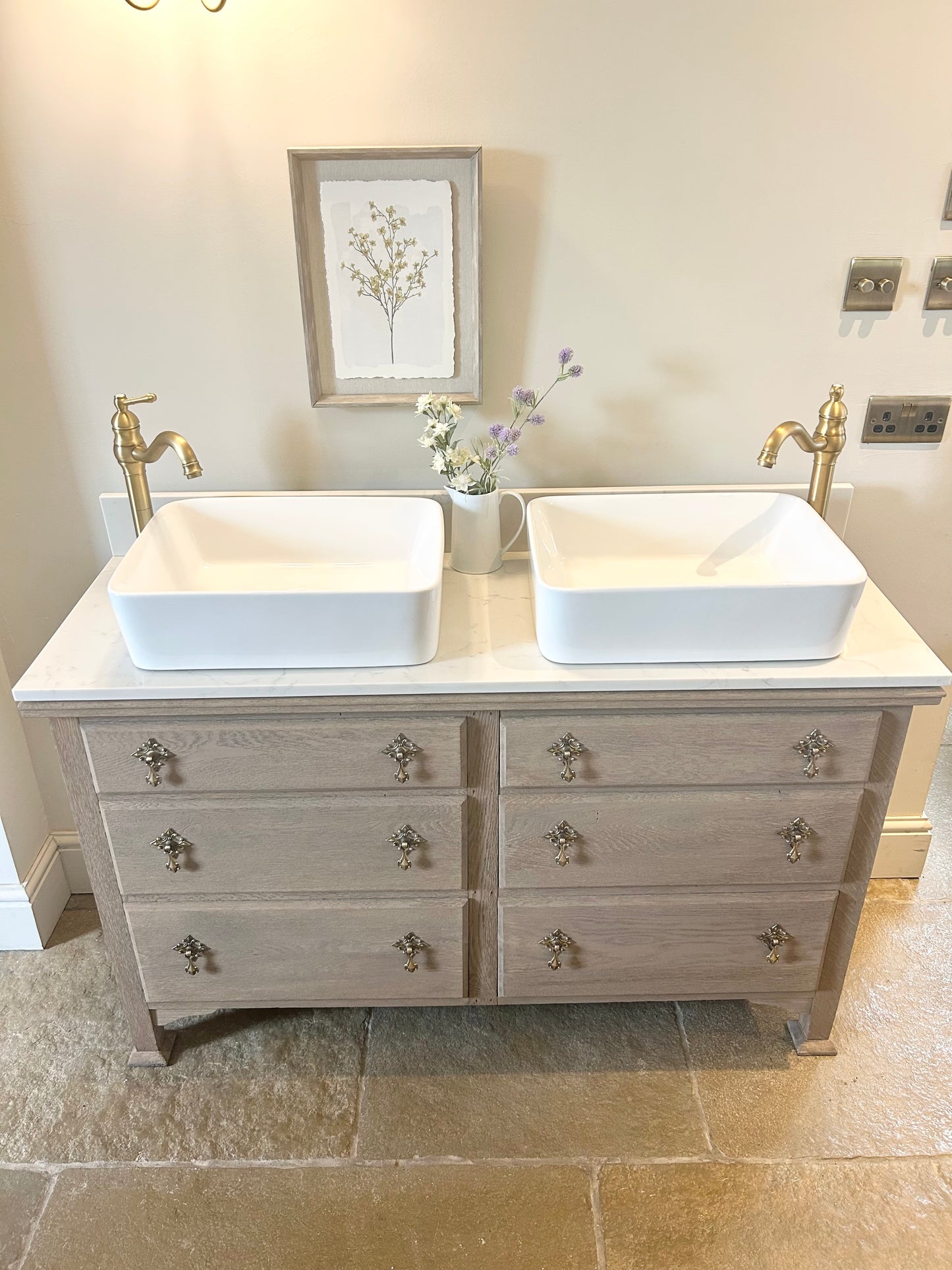 Double Vanity Sink with Quartz top.