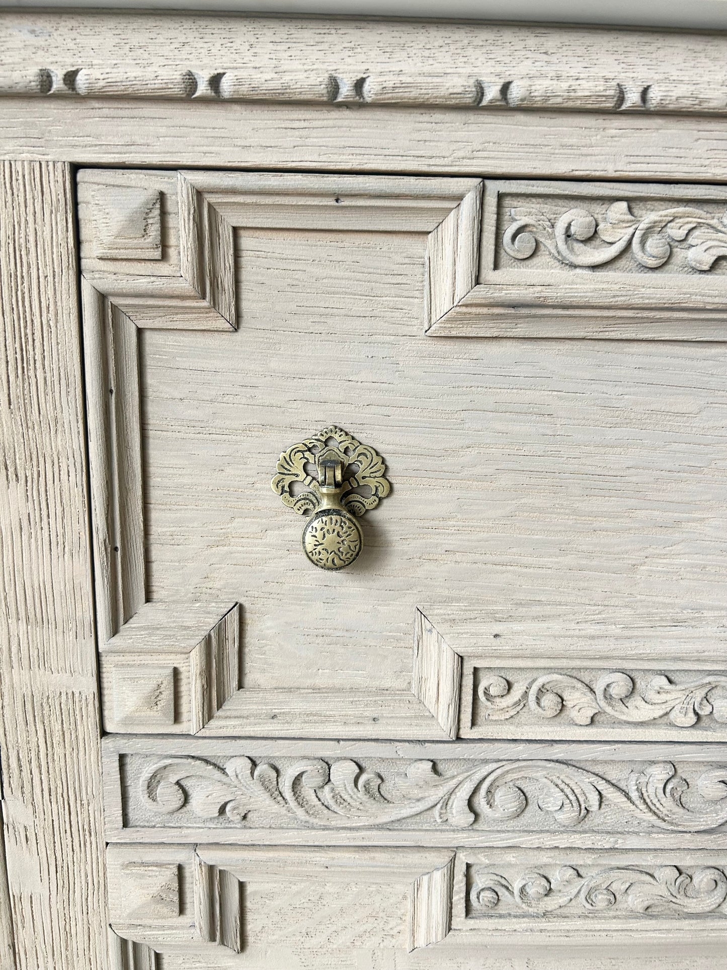 Vintage Rustic Oak Ornate Carved Sideboard with Quartz Top