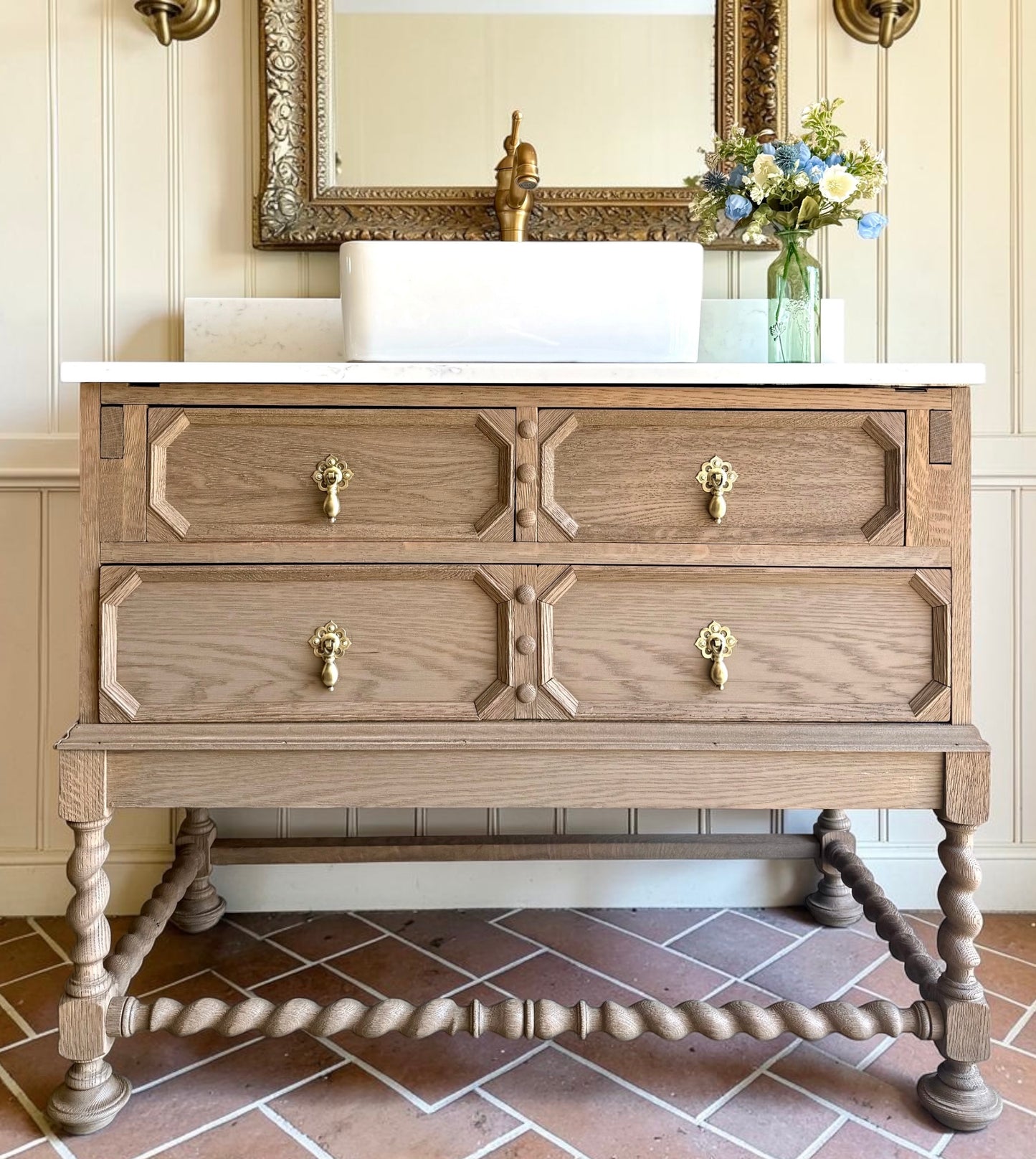 Vintage Oak Vanity Sink Unit, Quartz Top, Upstand and Basin (94cm wide)