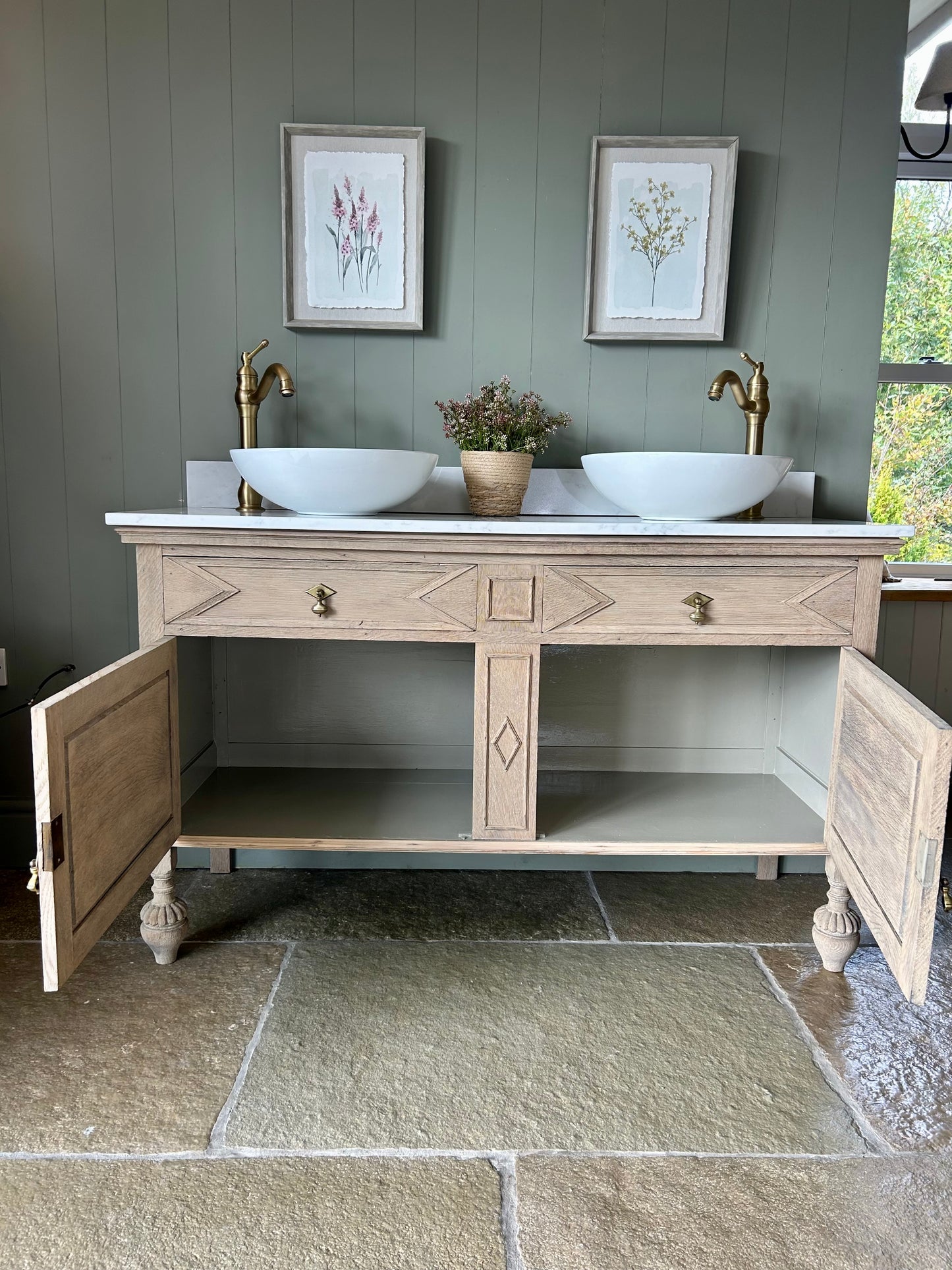 Large Quartz/Marble Rustic Solid Oak Vanity Sink finished in a light Weathered Oak (140cm wide)