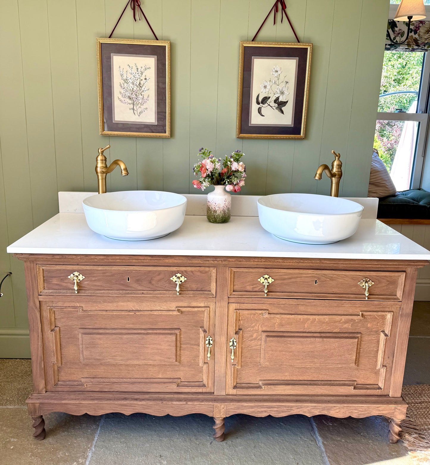 Vintage Oak Double Vanity Sink, Quartz top, Upstand and two basins. (153cm wide)
