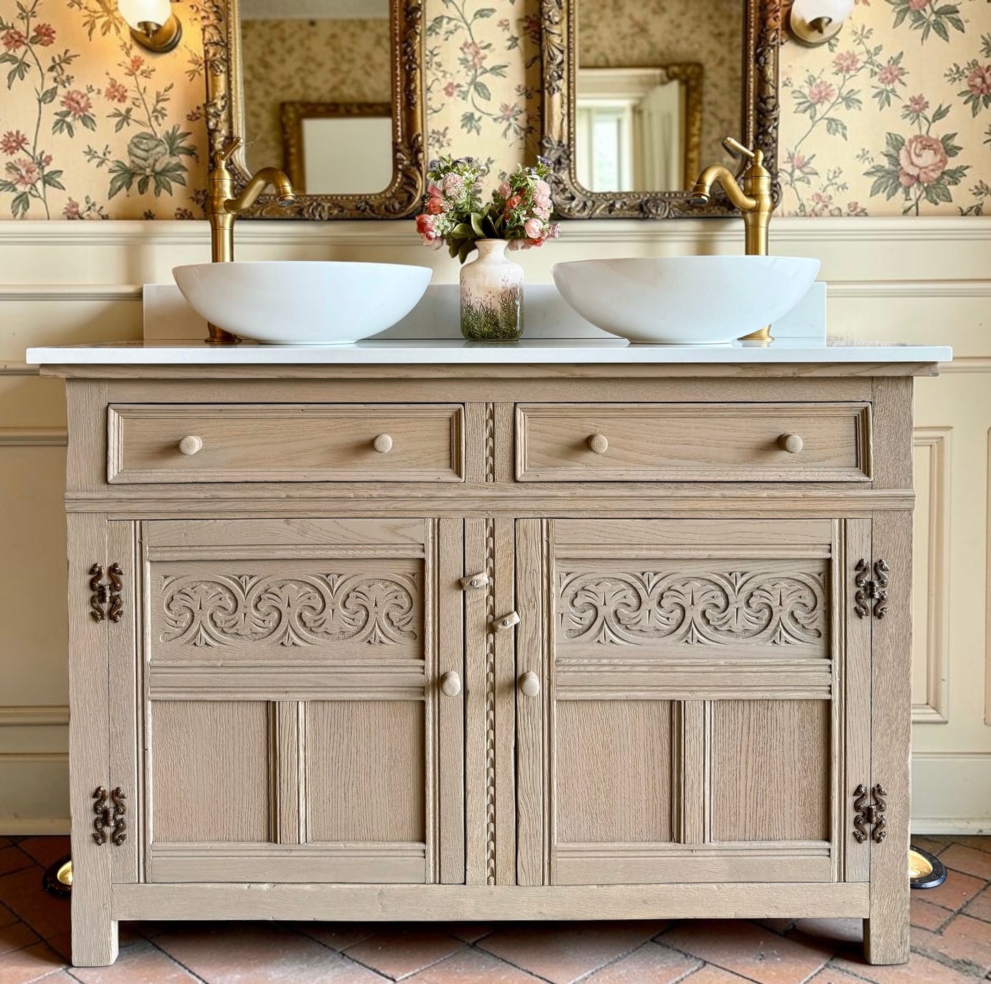 Vintage Light Oak Double/or Single Vanity Sink Unit, Quartz Top, Upstand and two basins (124cm wide)