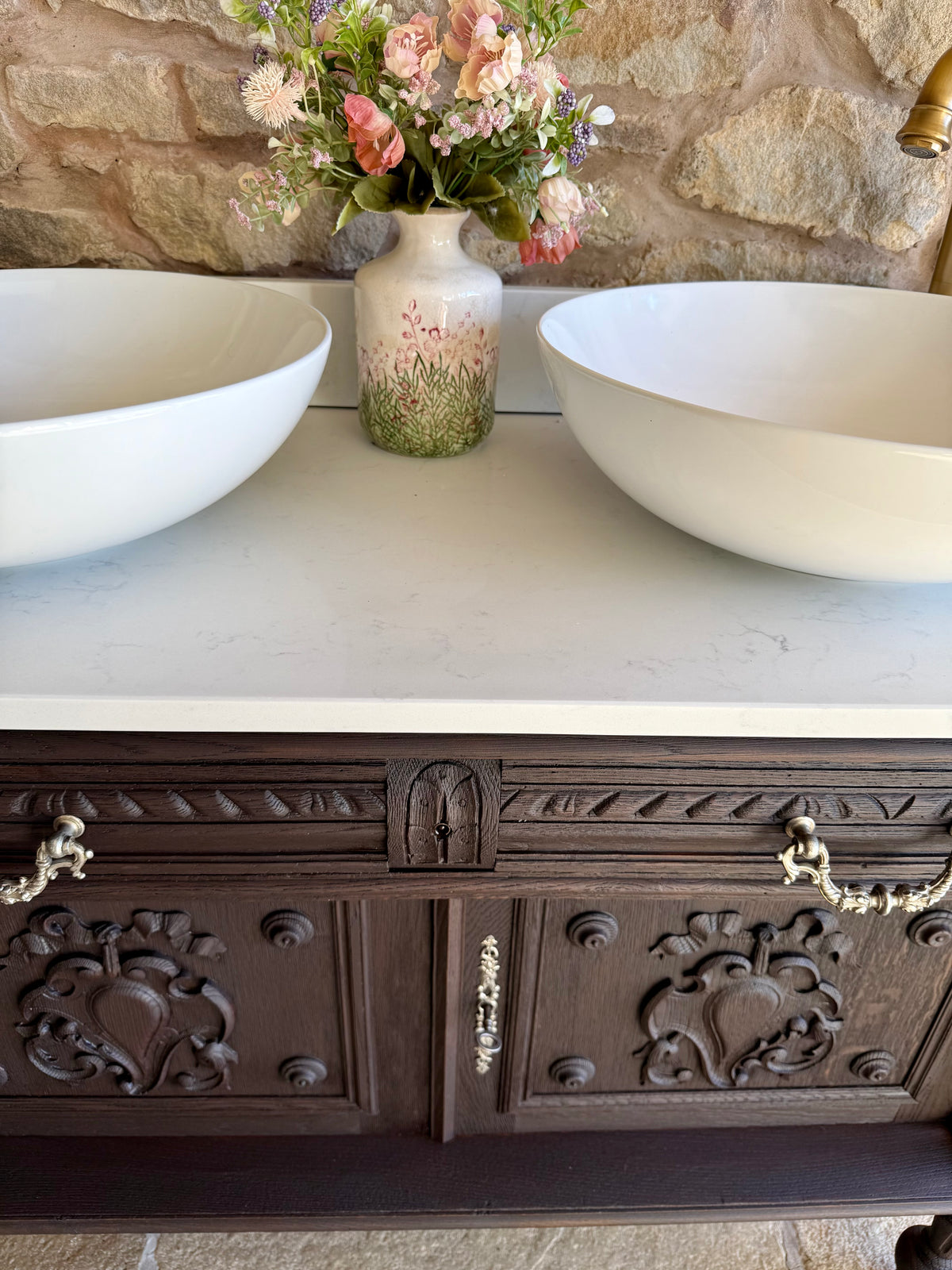 Vintage Oak Vanity Sink in a Classic Dark Oak. (122cm wide)