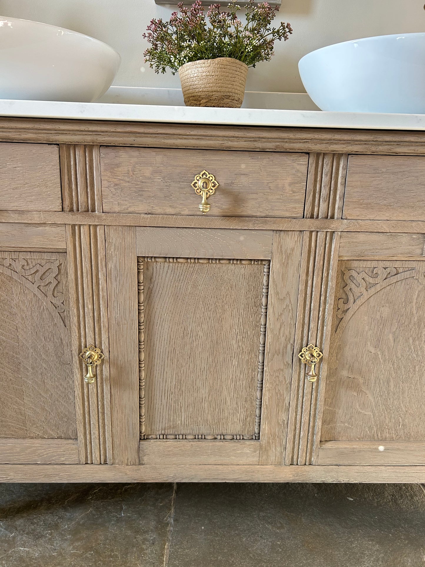 Double Vanity Sink in a light oak with quartz top, Upstand and basins. 140cm wide.