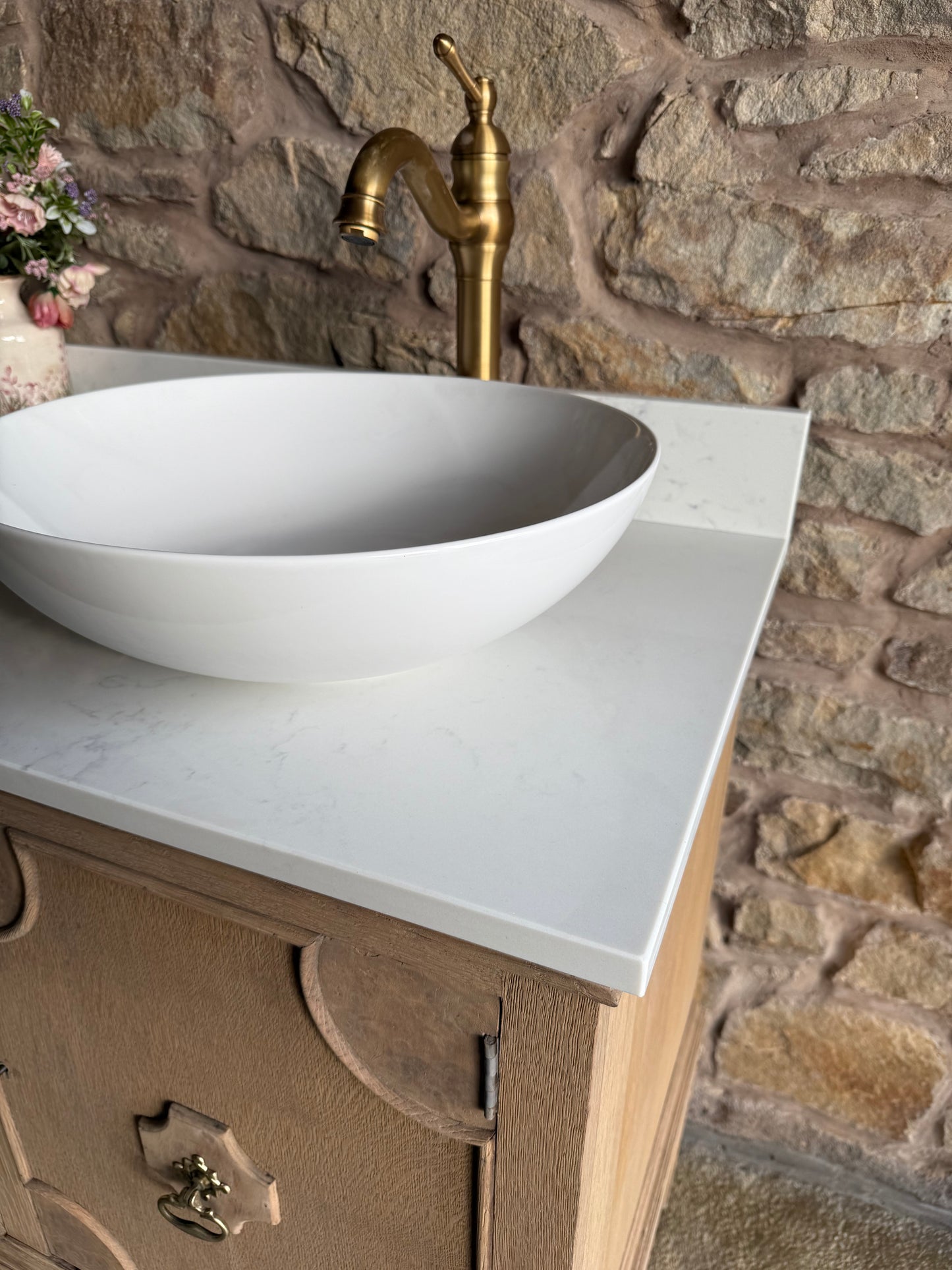 Vintage Oak (walnut inlay) Double Vanity Sink Unit, Carrara Quartz Top, Upstand and two basins. (152cm wide)