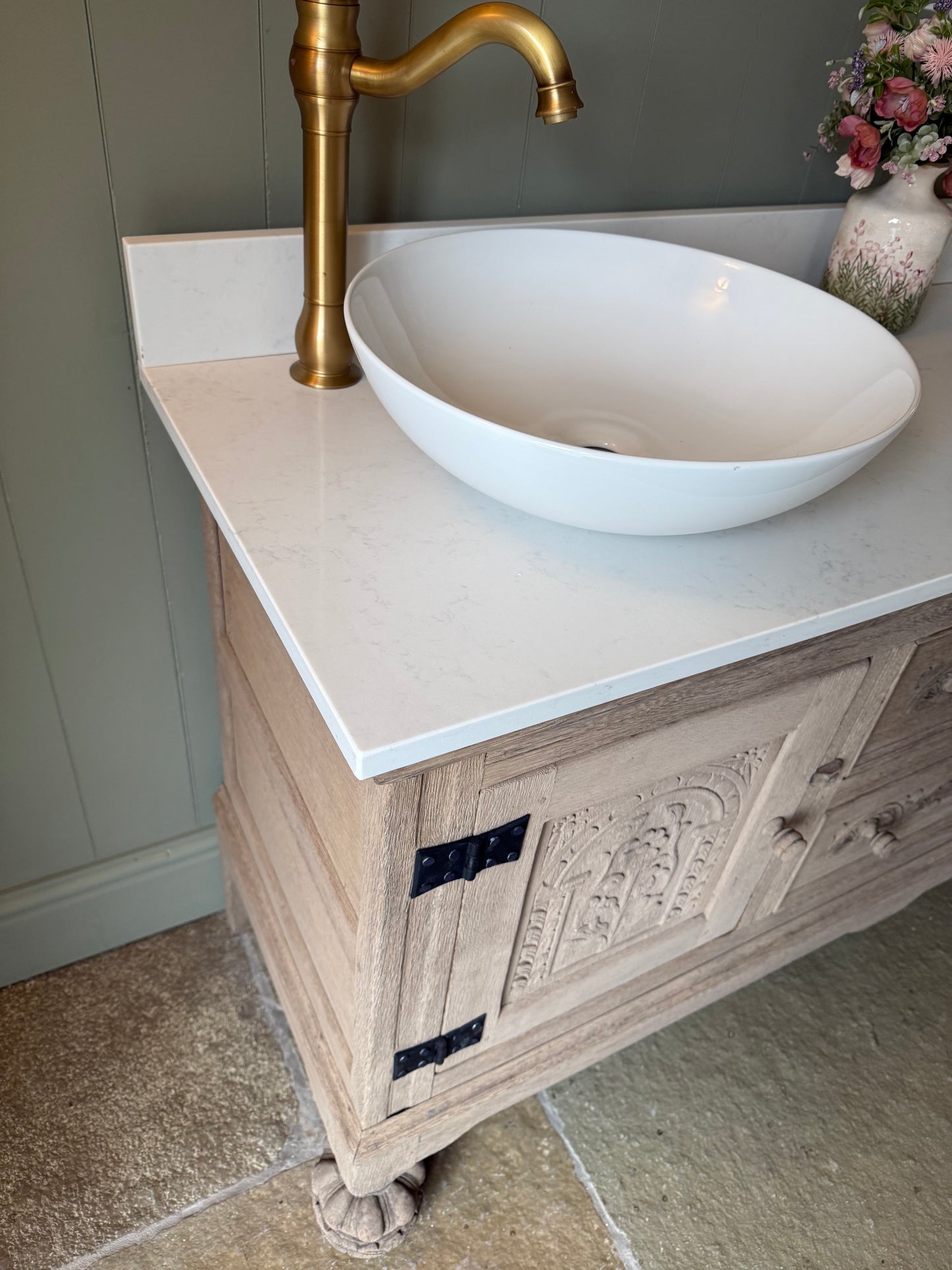 Vintage Solid Oak Double Vanity Sink Unit, Quartz Top, Upstand and two basins