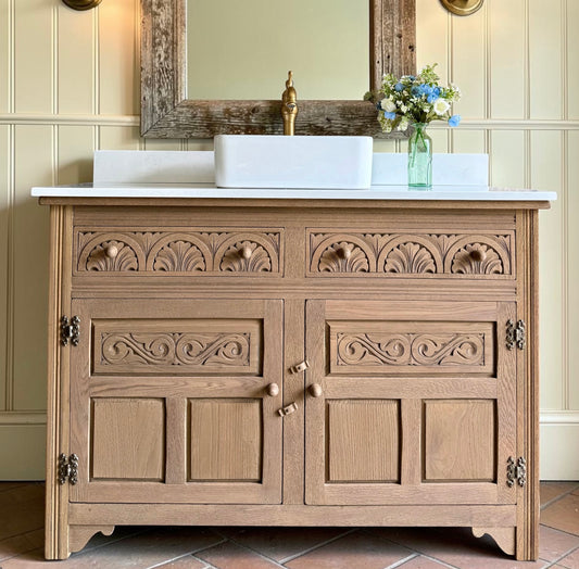 Vintage Vanity Sink Unit, Carrara Quartz Top, Upstand and Basin. (124cm wide)