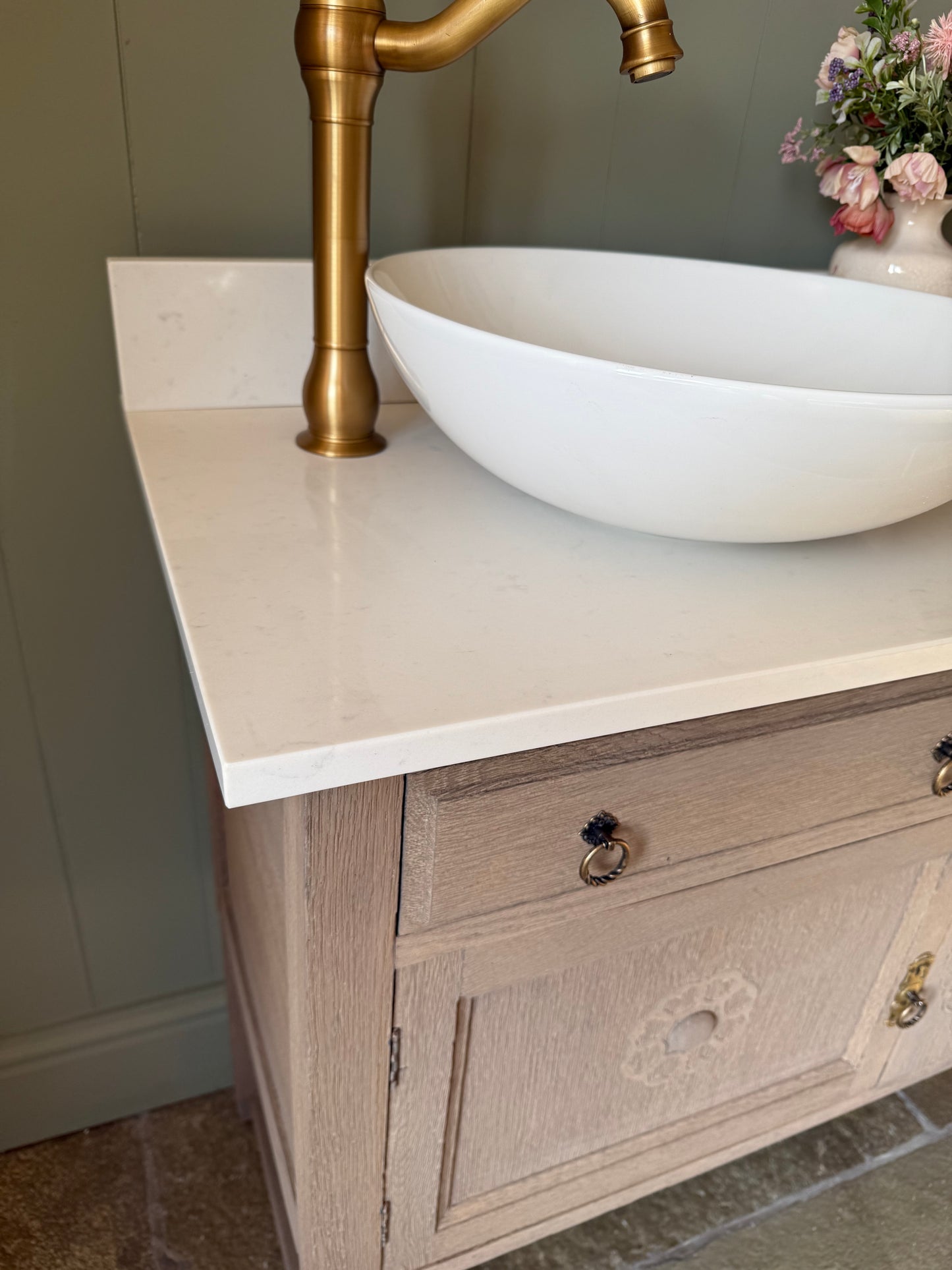 Light oak Vintage Double or Single Vanity Sink Unit, Quartz top, Upstand.