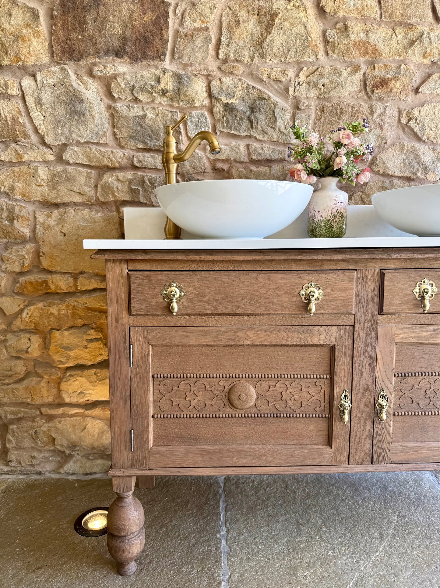 Pretty Vintage Double or Single vanity Sink Unit,  Quartz top, Upstand and Two Basins. (124cm wide)
