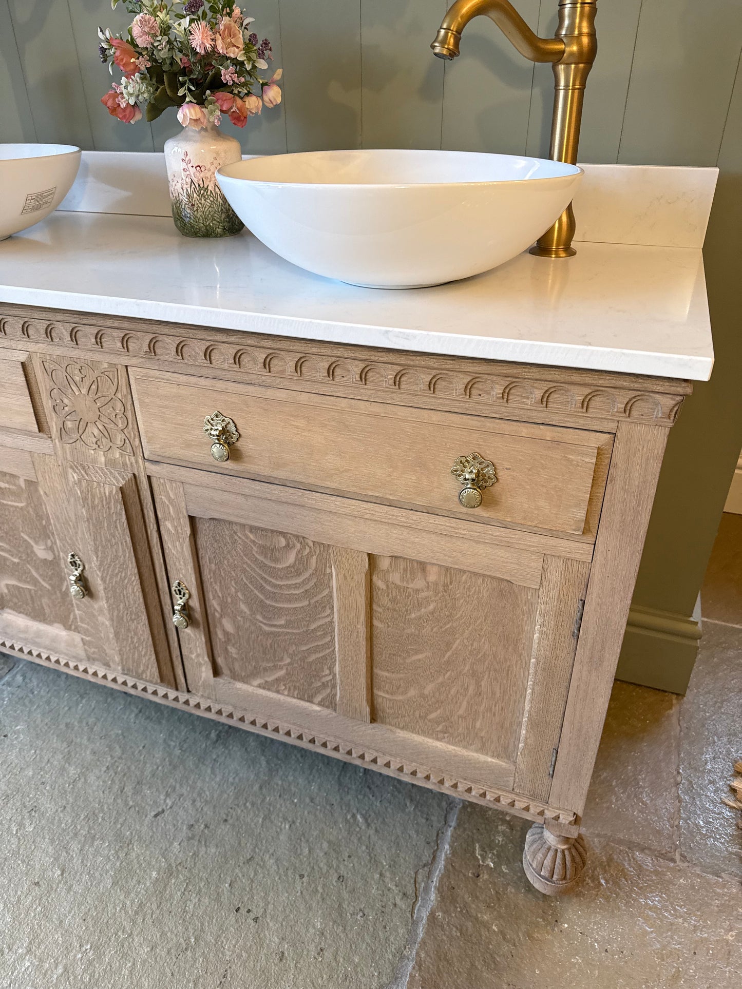 Vintage Oak Double Vanity Sink, Quartz top, Upstand and two basins. (139cm wide)