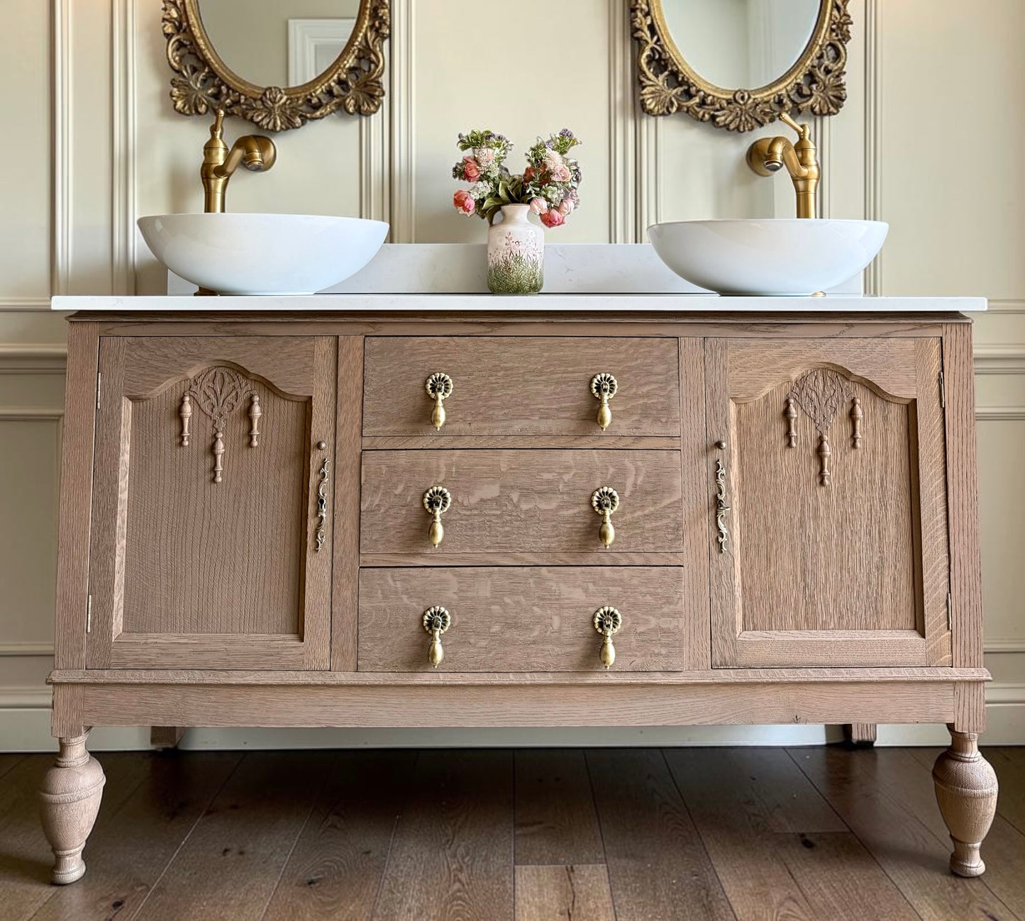 Warm Oak Heritage Double Vanity Sink Unit, Quartz Top, Upstand and Two Basins (139cm wide)