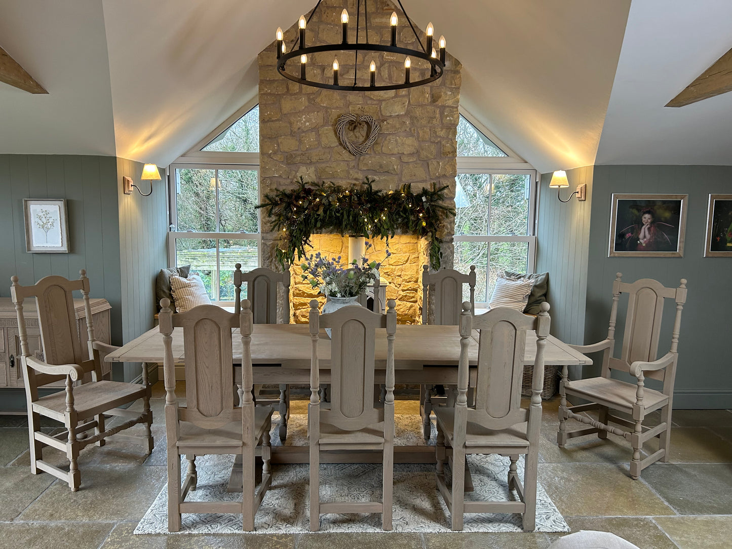 Vintage Solid Oak 8 Seater Dining Set with 2 Carvers and 6 Chairs