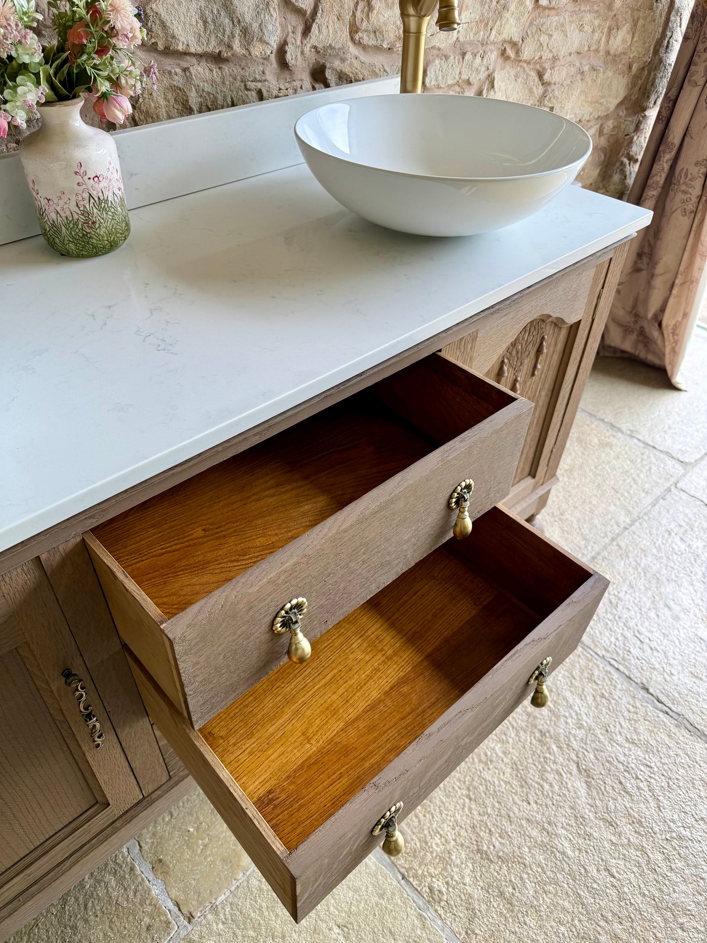 Warm Oak Heritage Double Vanity Sink Unit, Quartz Top, Upstand and Two Basins (139cm wide)