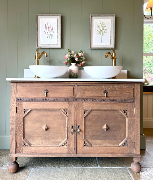 Vintage Oak Double Vanity Sink, Quartz top, Upstand and basins. (124cm wide)