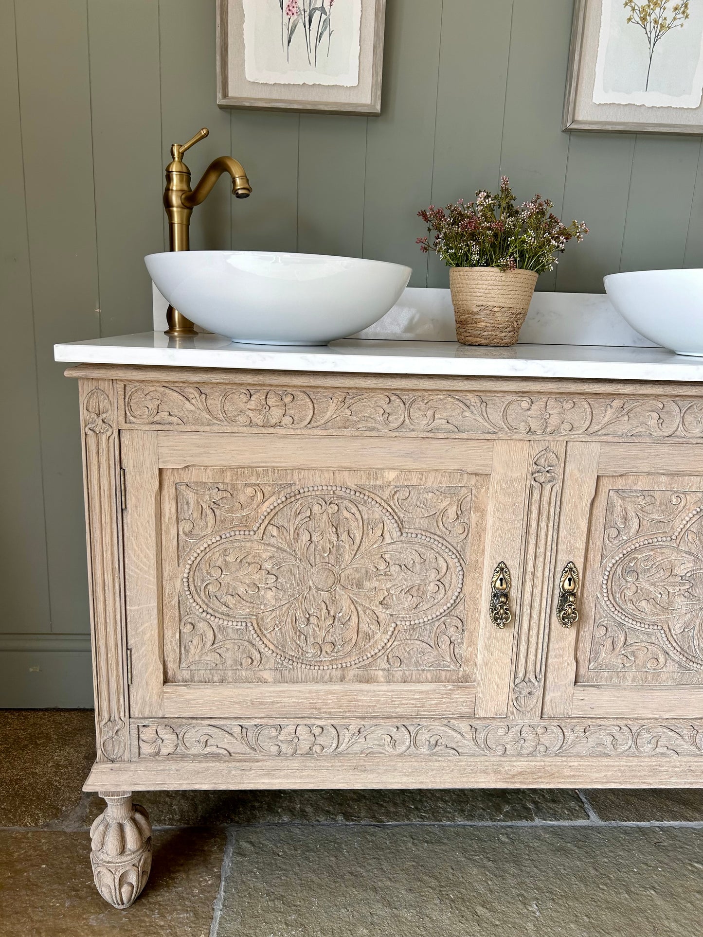 Ornate Vintage Solid Oak Double Vanity sink with Quartz top and Upstand finished in a Light Weathered Oak (124cm wide)