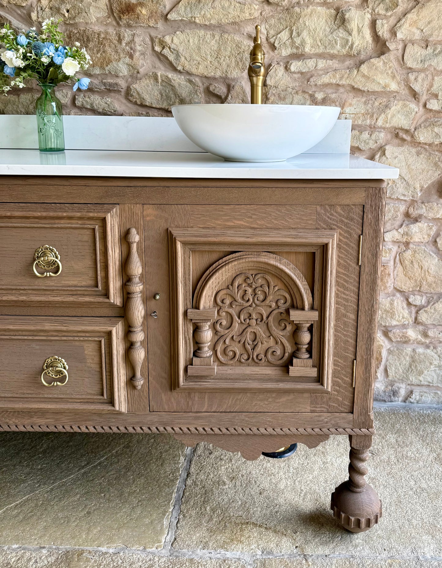 Large Vintage Double Oak Vanity Sink Unit, Quartz Top, Upstand and Basins (170cm wide)