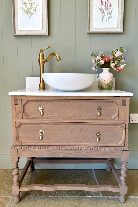 Small Vintage Vanity Sink, Quartz top, Upstand and Basin. (77cm wide)