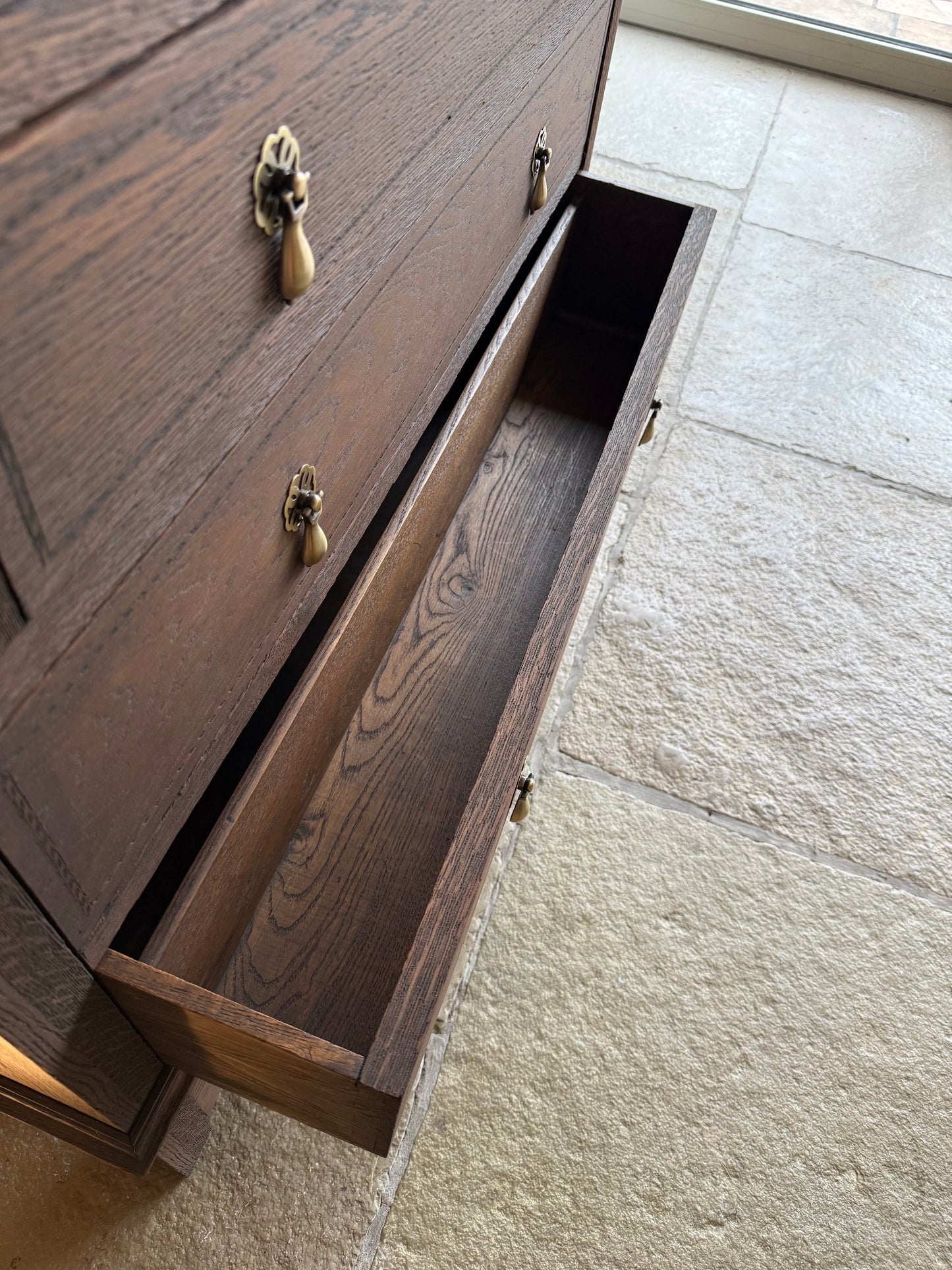 Vintage Solid Oak Vanity Sink Unit, Carrara Quartz Top, Upstand and Basin (94cm wide)