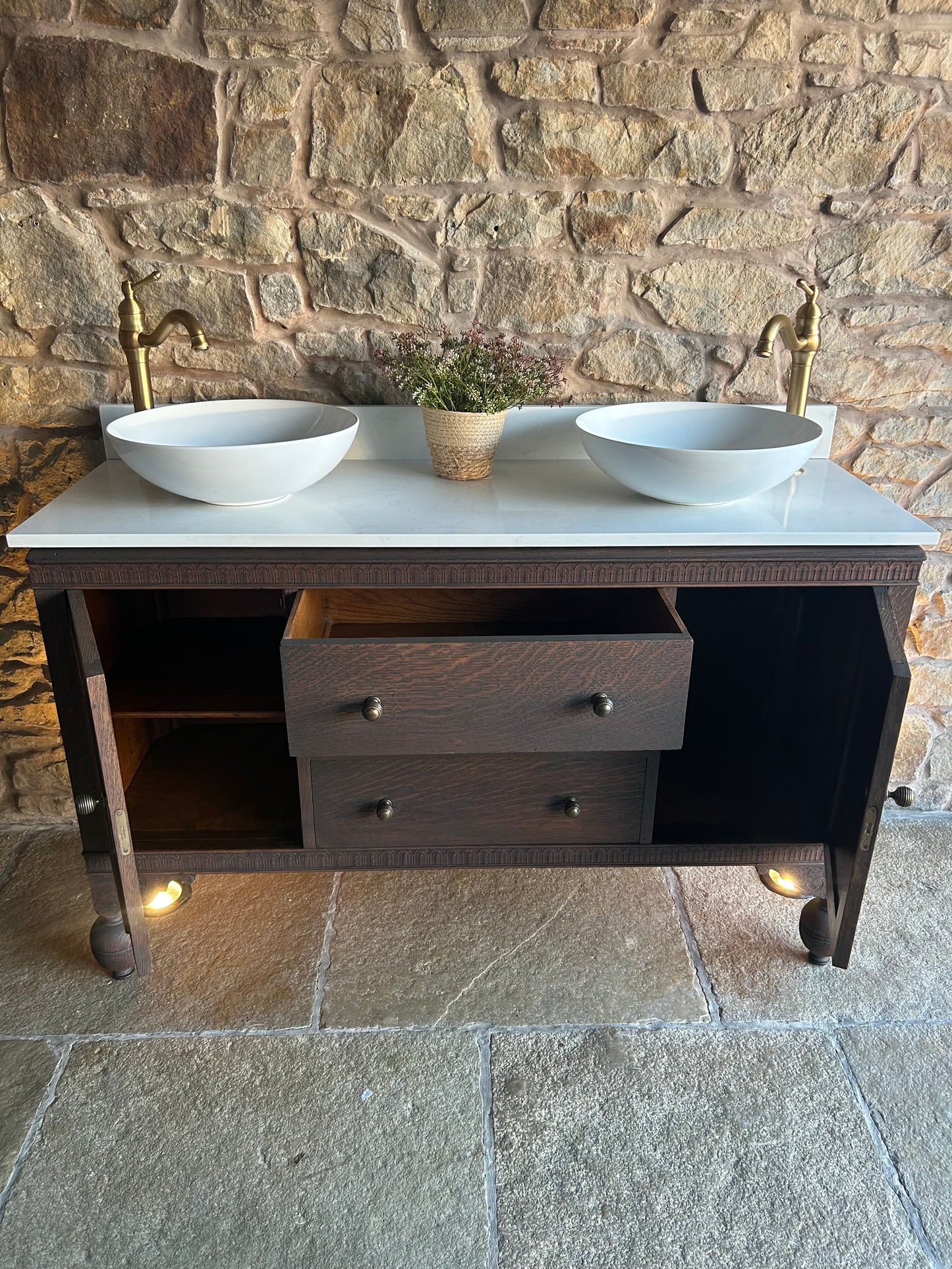 Double Vanity Sink Unit with marble/quartz top, Upstand and basins. 139cm wide
