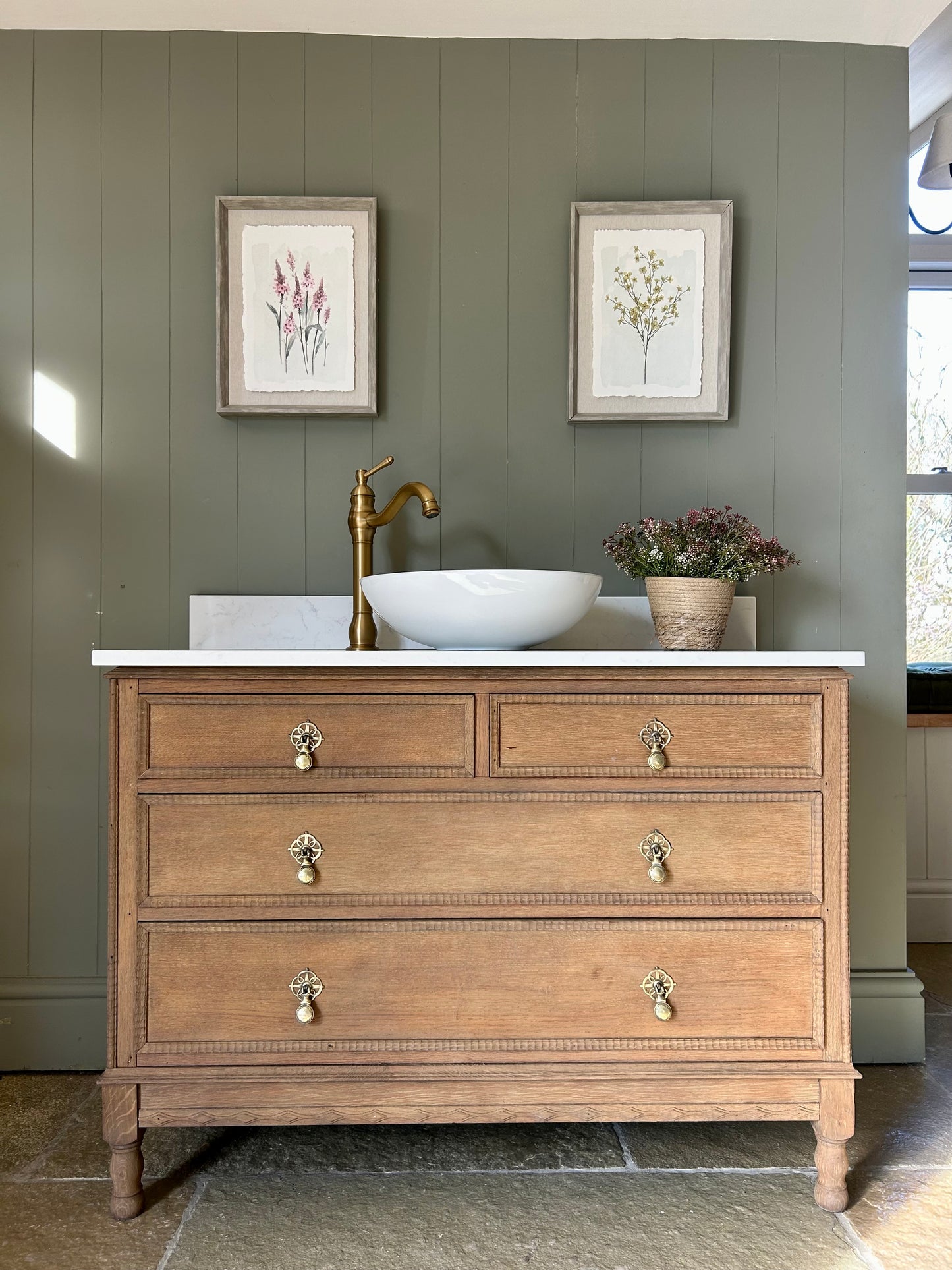 Solid Oak Vanity Sink finished in a warm oak with quartz top, Upstand and basin. 107cm wide