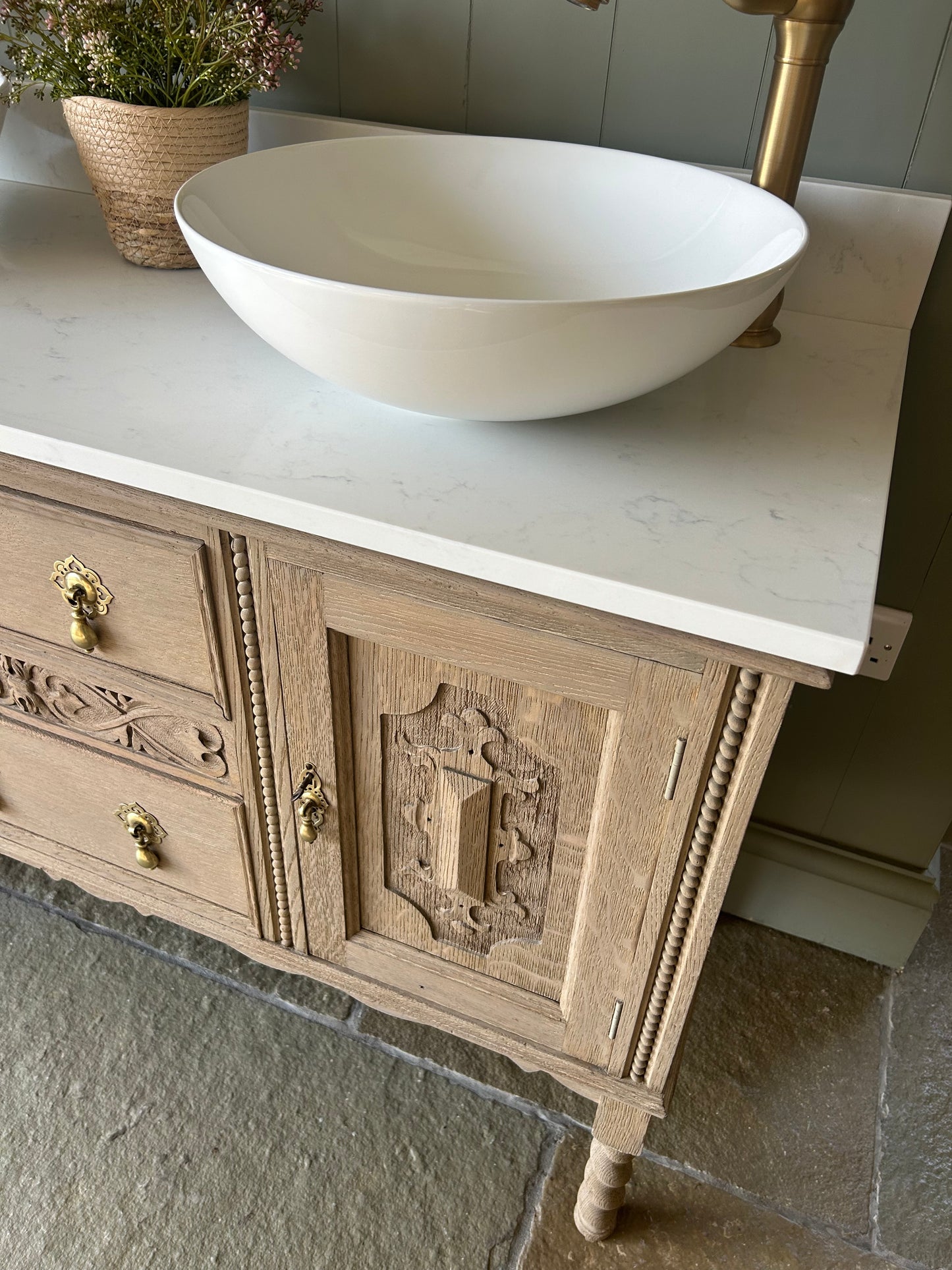 Double Vintage Oak Vanity Sink. Quartz top, Upstand and Basins 123cm wide