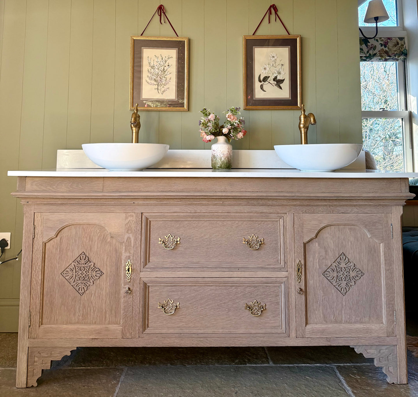 Large Vintage Vanity Sink, Carrara Quartz top, Upstand and two basins (168cm wide)