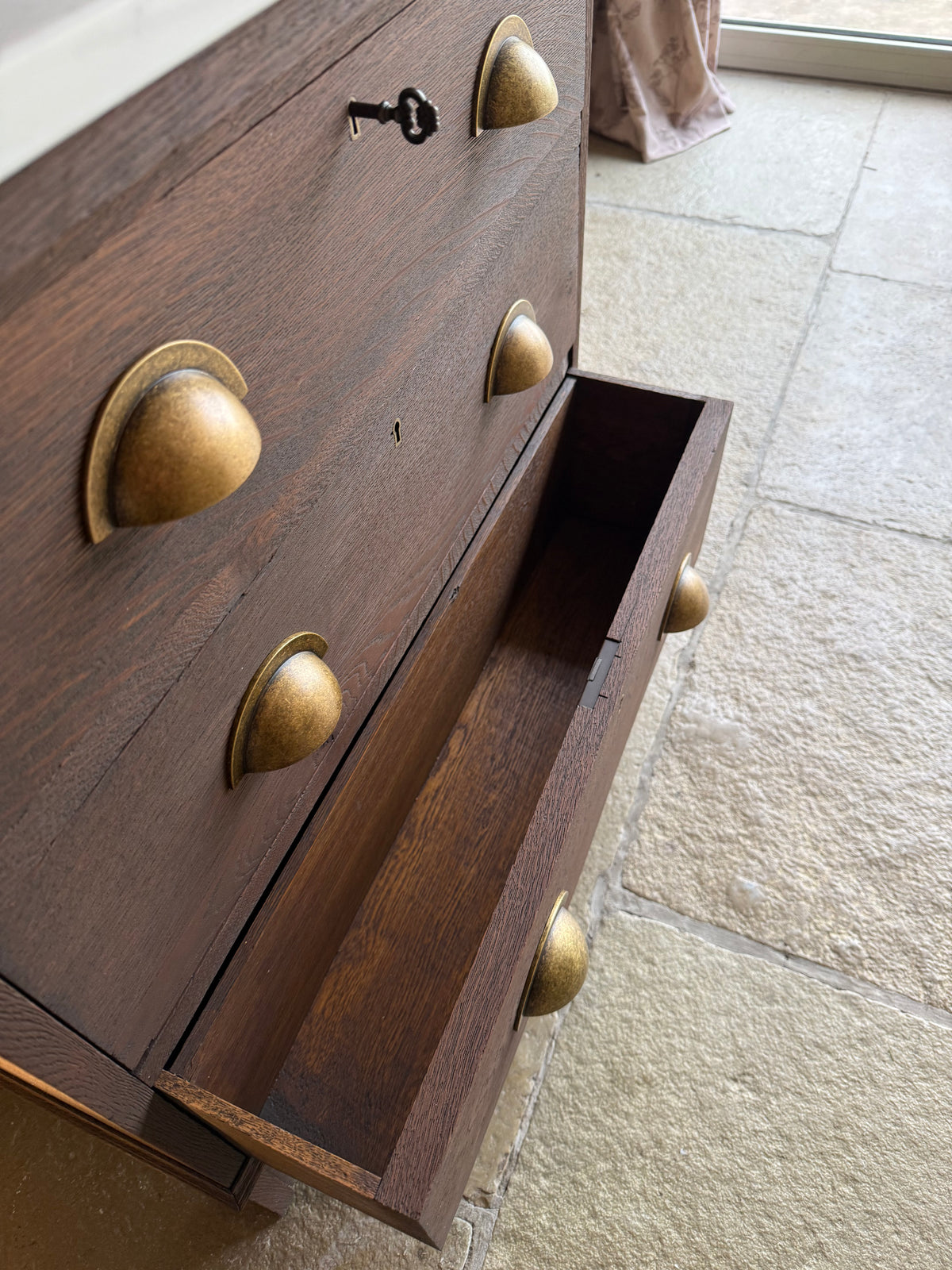 Vintage Solid Oak Vanity Sink Unit, in a Classic Dark Oak, Quartz Top, Upstand and Basin (79cm)