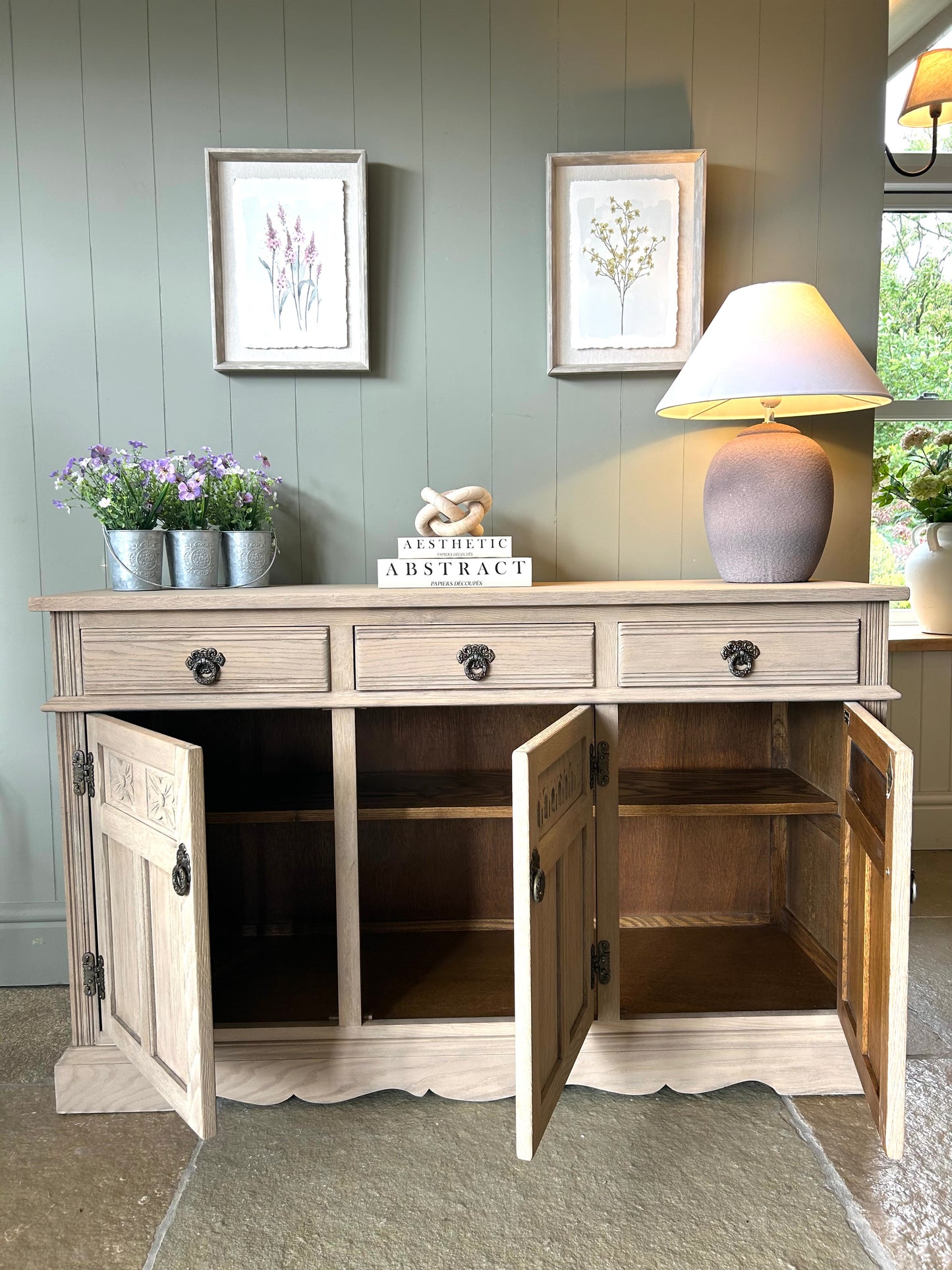 Medium Sideboard in Weathered Oak