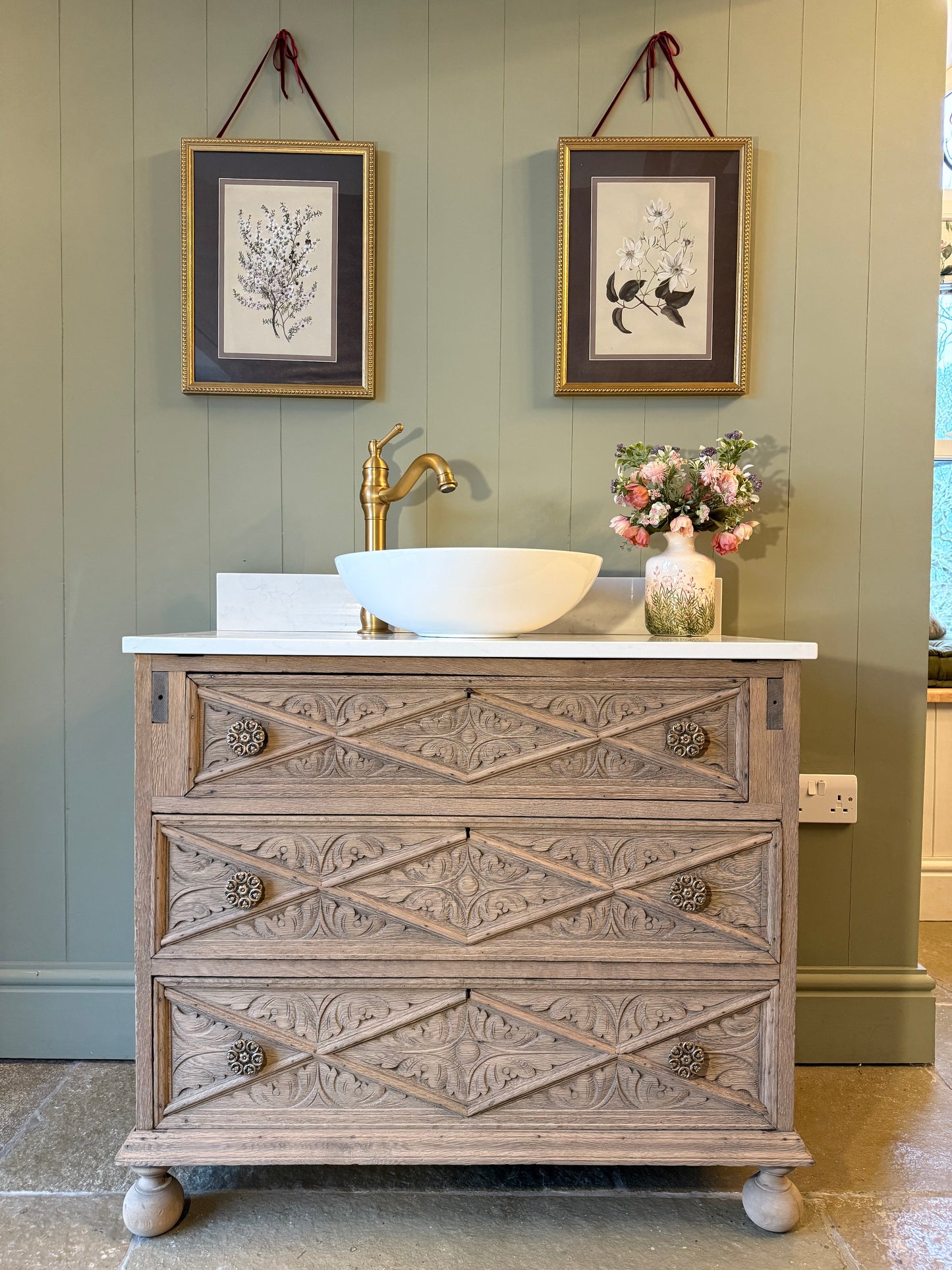 Antique Carved Oak Vanity Sink, Quartz top, Upstand and Basin. (88cm wide)