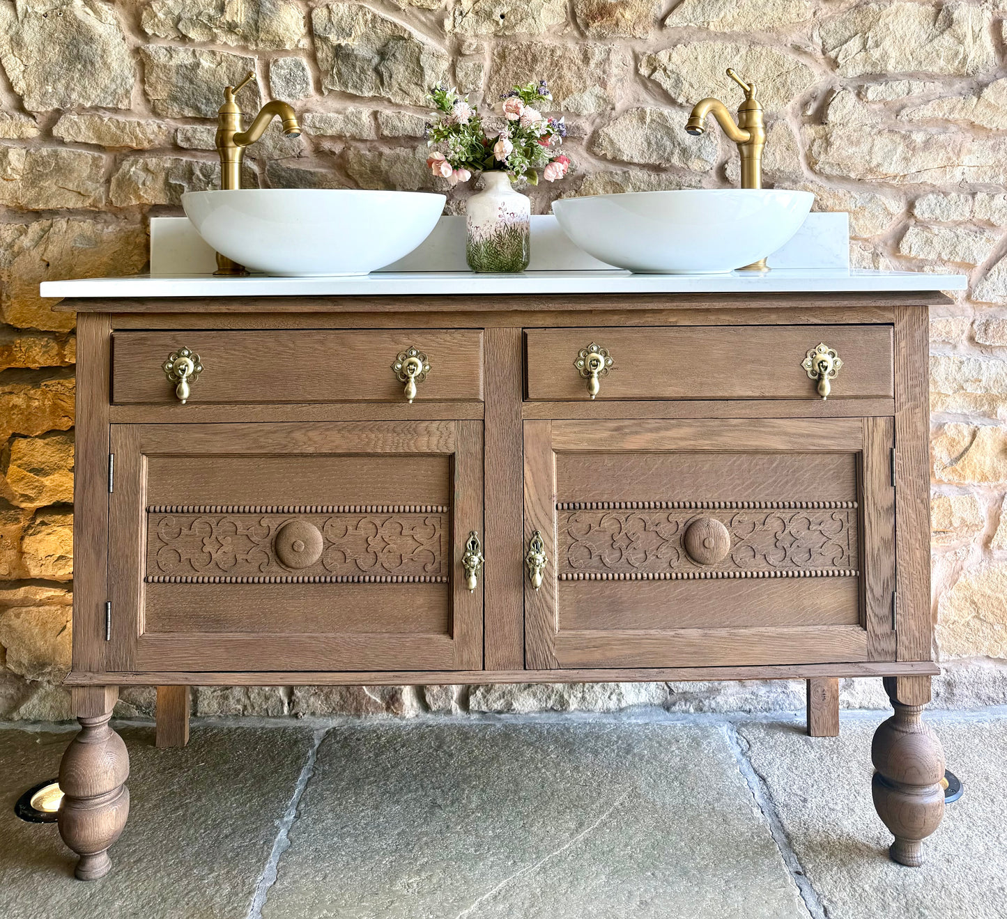 Pretty Vintage Double or Single vanity Sink Unit,  Quartz top, Upstand and Two Basins. (124cm wide)