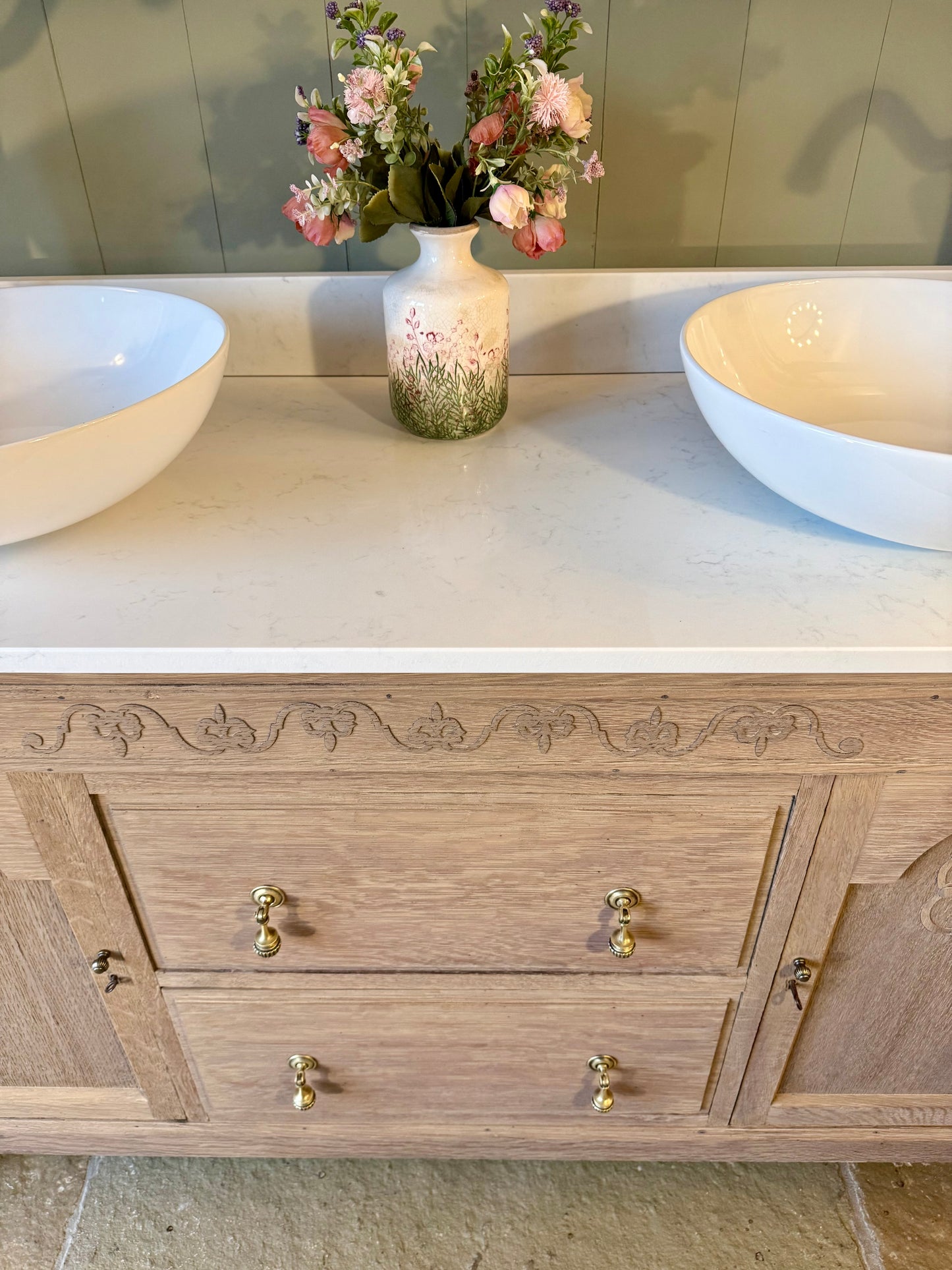 Vintage Oak Double Vanity Sink, Quartz top, Upstand and two basins (138cm wide)