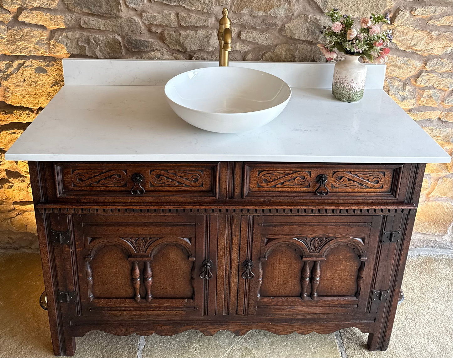 Antique Classic Double or Single Dark Oak Vanity Sink Unit, Quartz top, Upstand and basin/s (123cm wide)